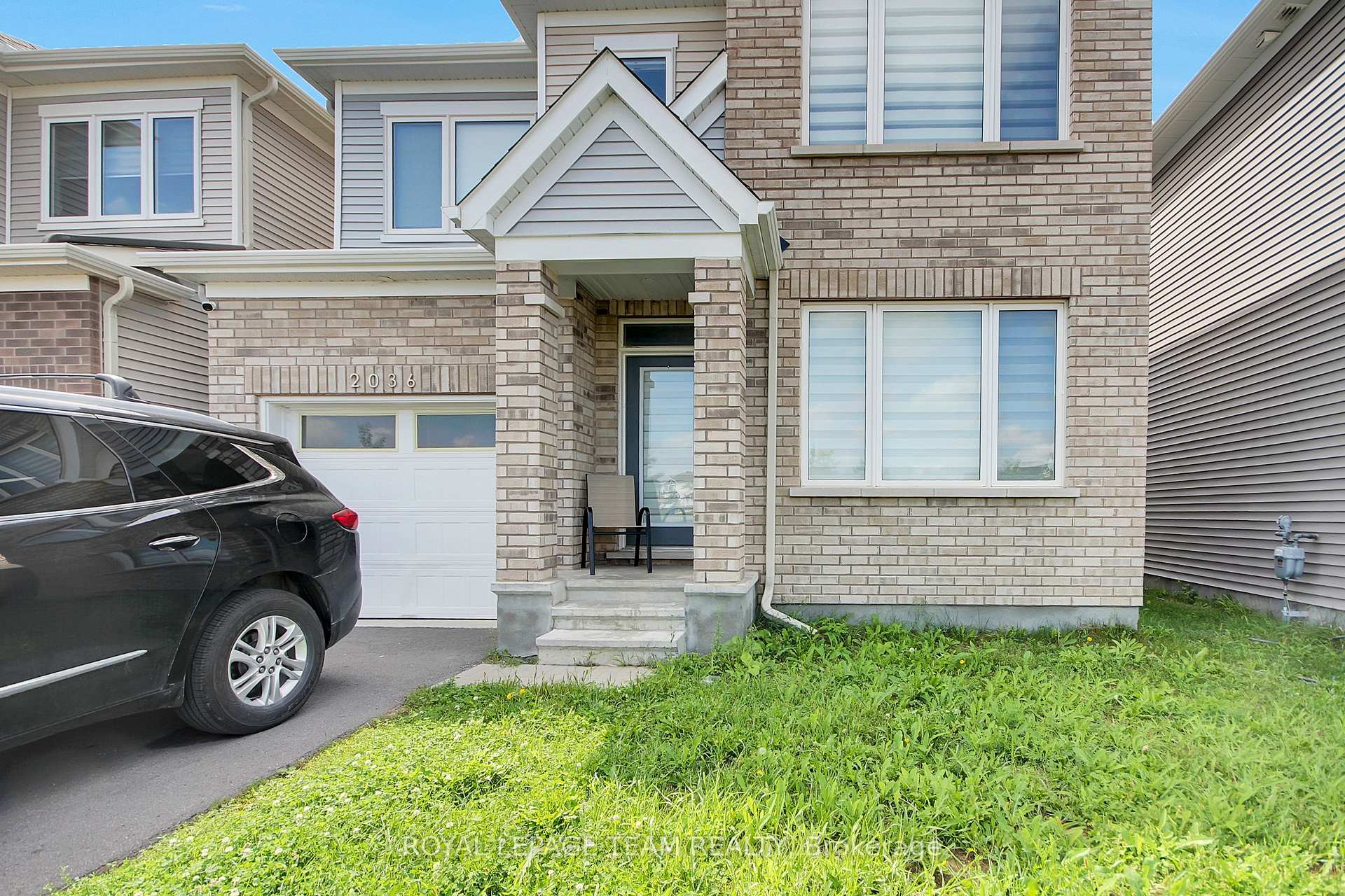 Photo 2 of 2036 Elevation Road, Ottawa, Barrhaven - Half Moon Bay — HOMEH