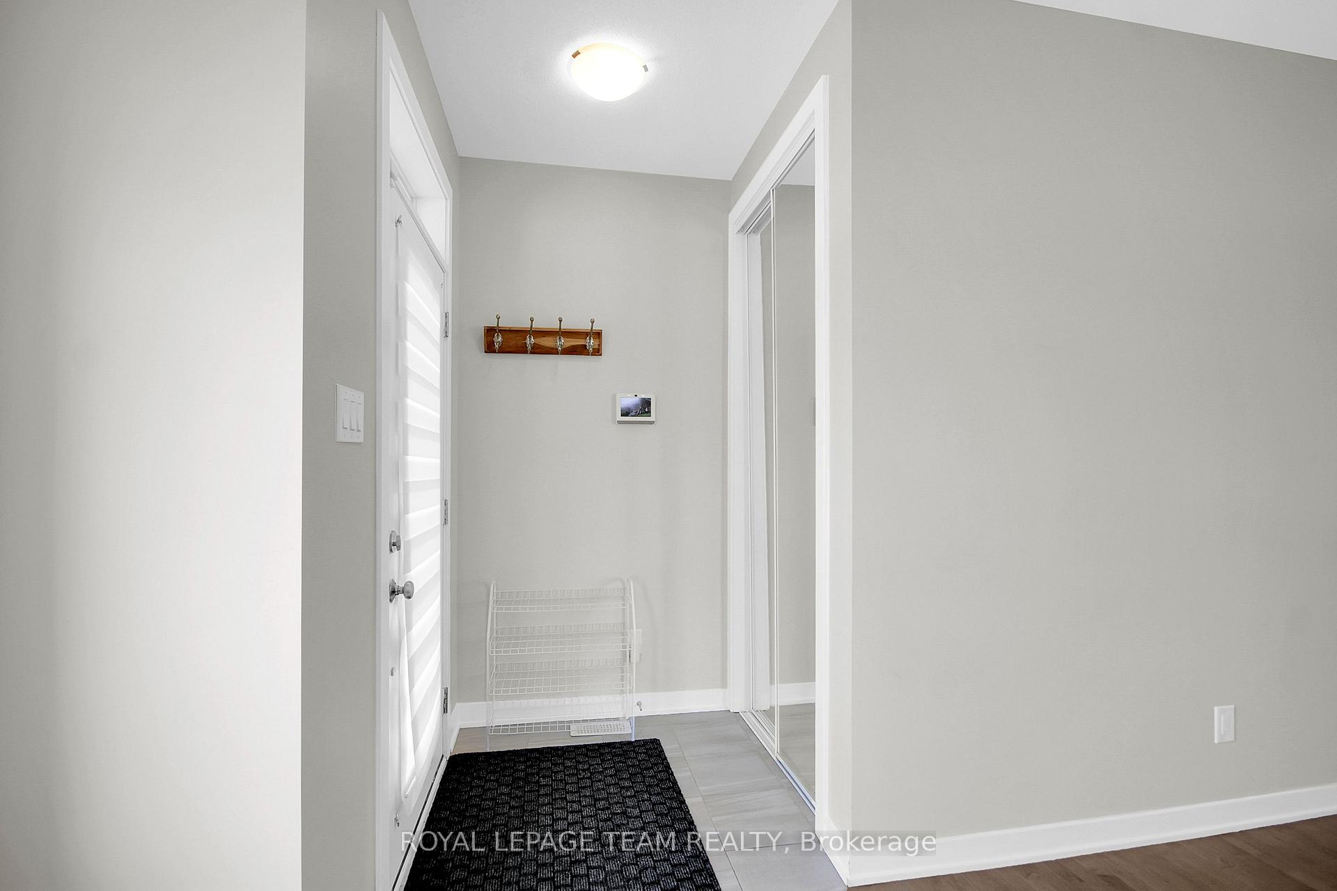 Photo 3 of 2036 Elevation Road, Ottawa, Barrhaven - Half Moon Bay — HOMEH