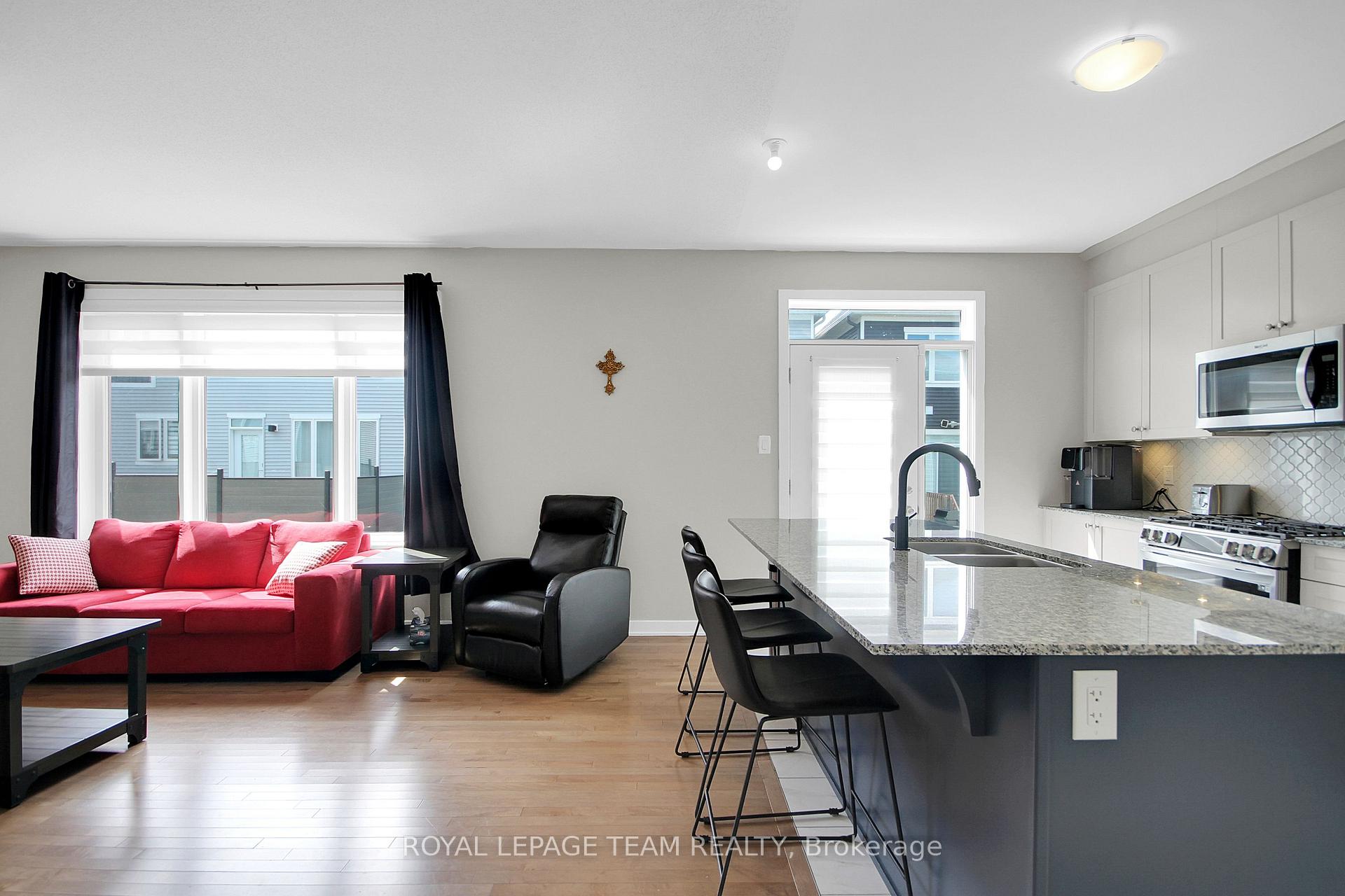 Photo 9 of 2036 Elevation Road, Ottawa, Barrhaven - Half Moon Bay — HOMEH