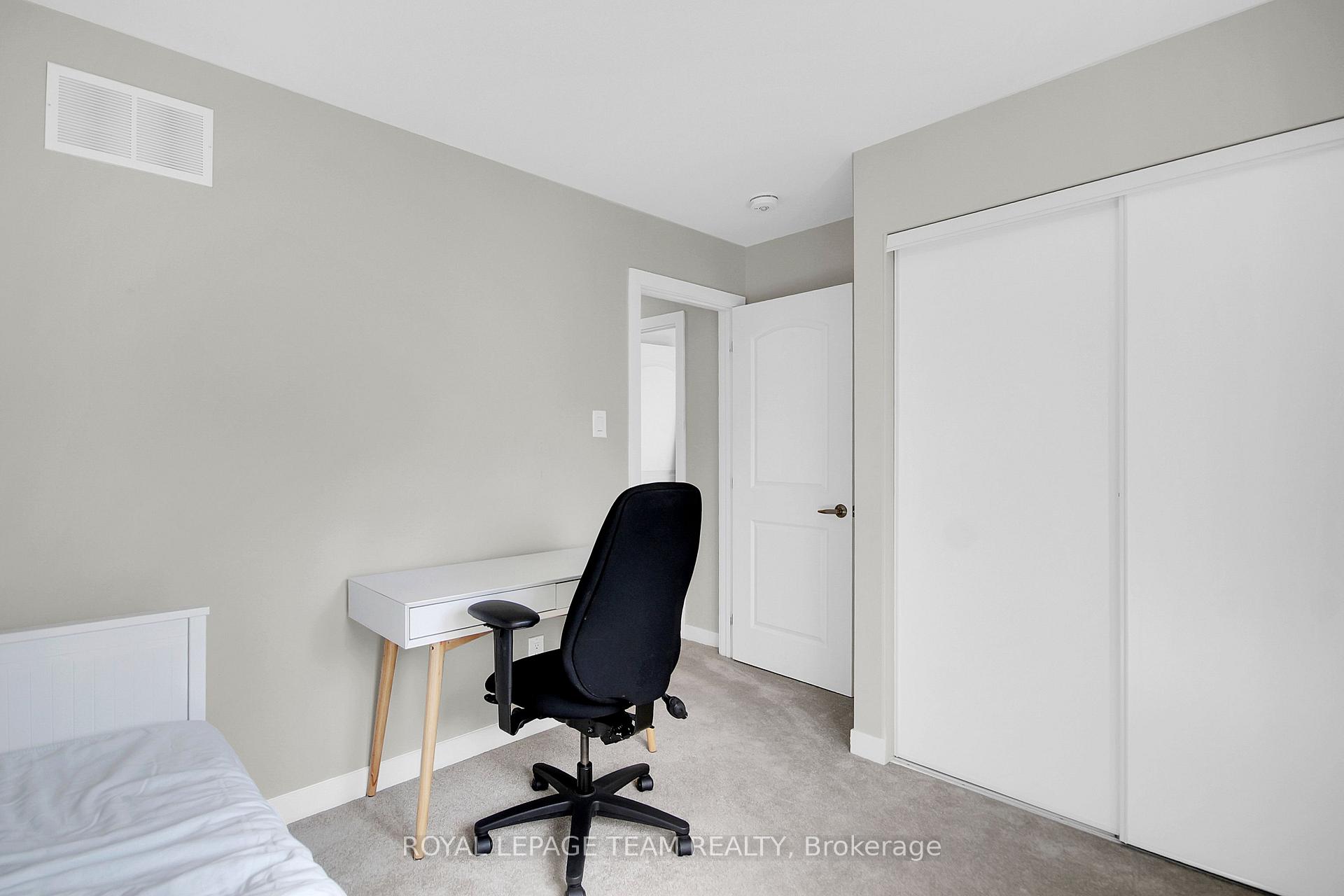 Photo 26 of 2036 Elevation Road, Ottawa, Barrhaven - Half Moon Bay — HOMEH