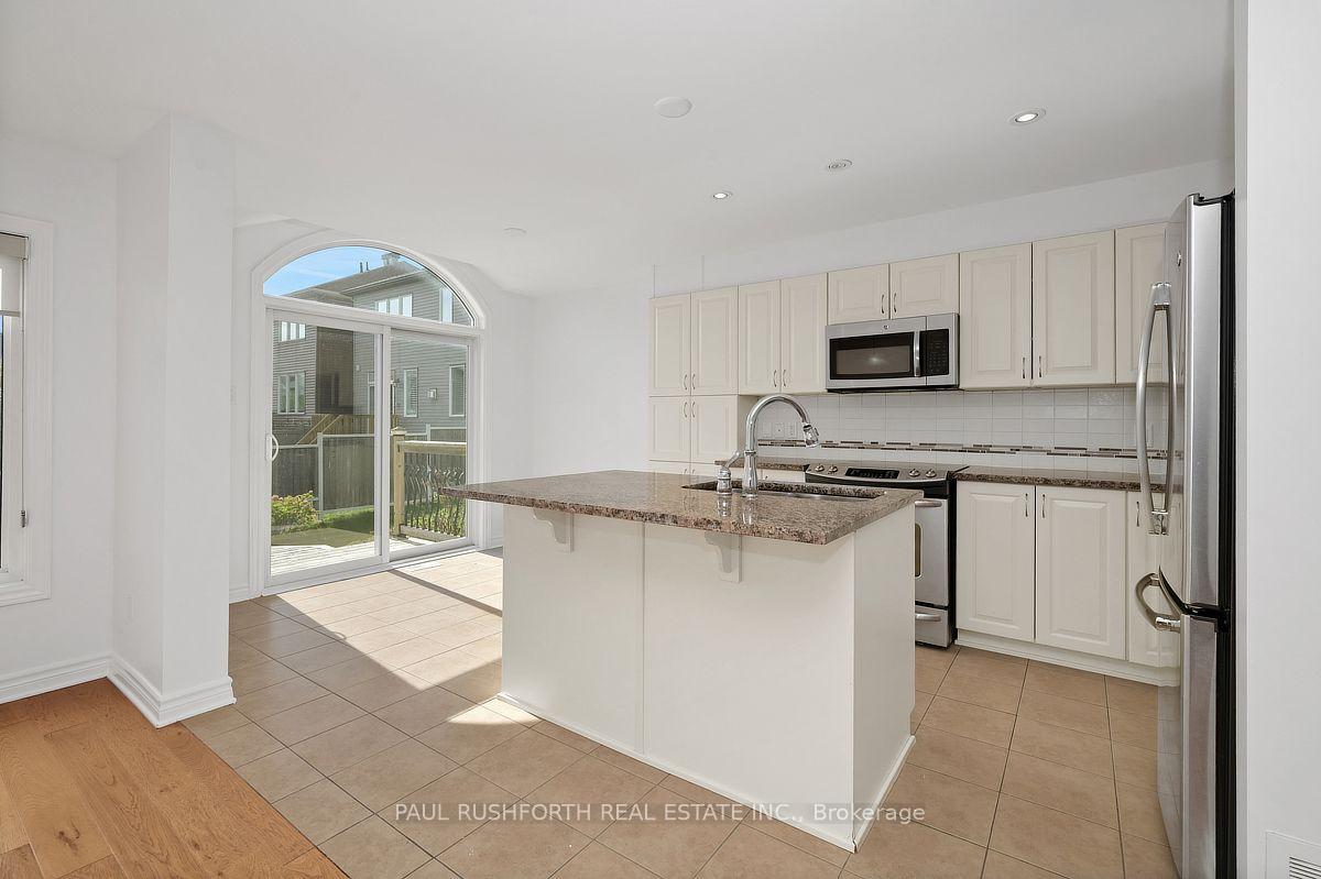 Photo 11 of 106 Calvington Avenue, Ottawa, Kanata - Kanata Lakes/Heritage Hills — HOMEH