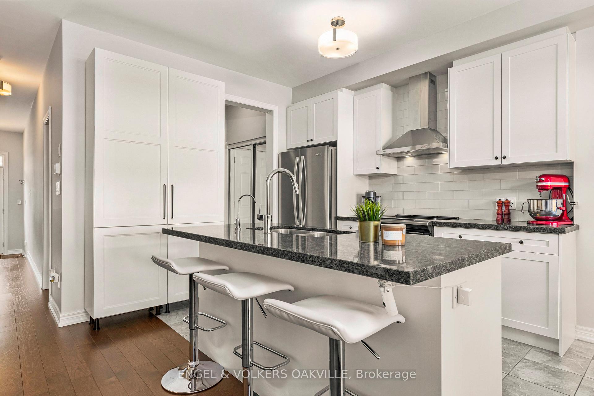 Photo 10 of 44 Clifford Crescent, New Tecumseth, Tottenham — HOMEH