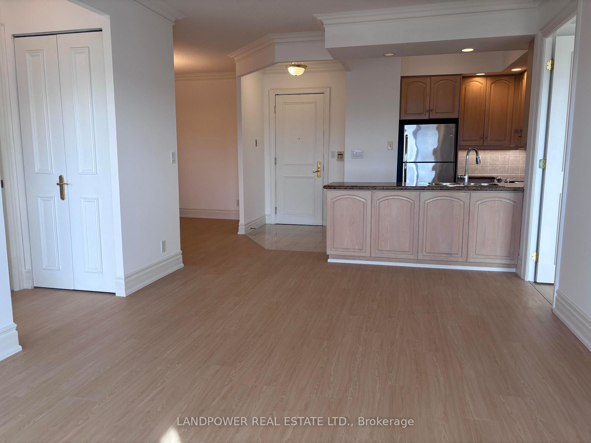 Photo of Unit 404, 10 Old York Mills Road