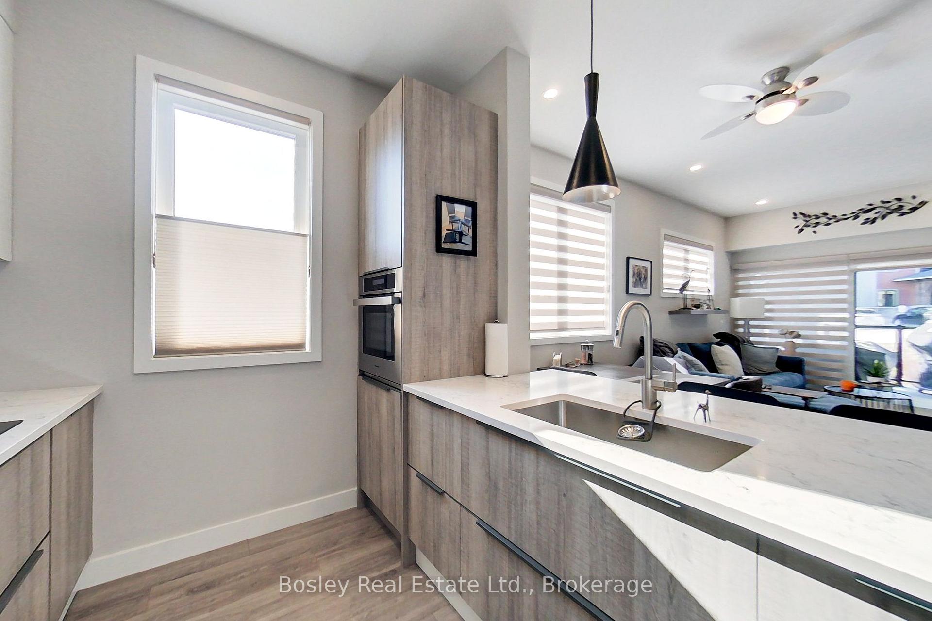 Photo 5 of Unit 102, 10 Beausoleil Lane, Blue Mountains — HOMEH