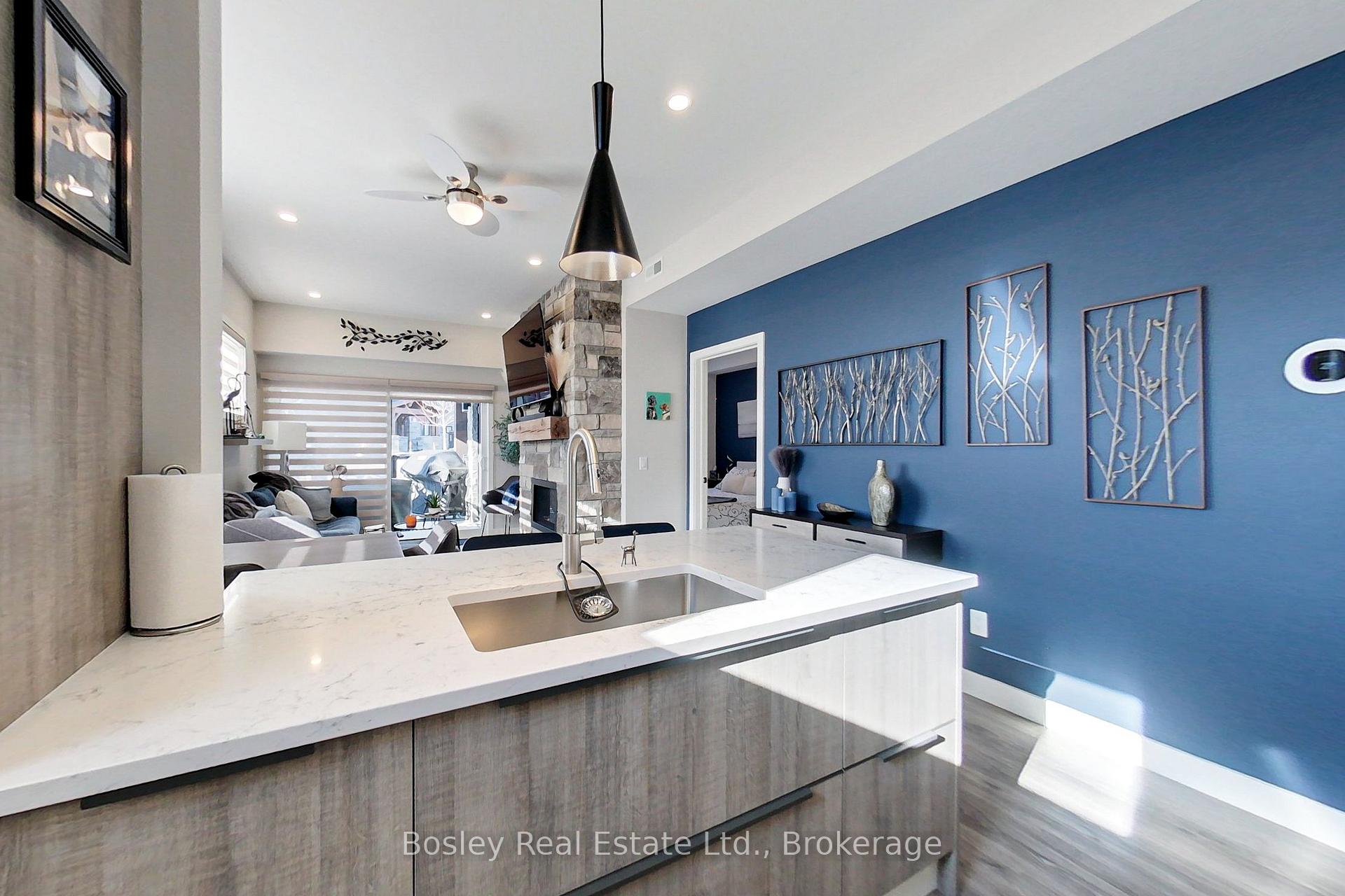 Photo 7 of Unit 102, 10 Beausoleil Lane, Blue Mountains — HOMEH