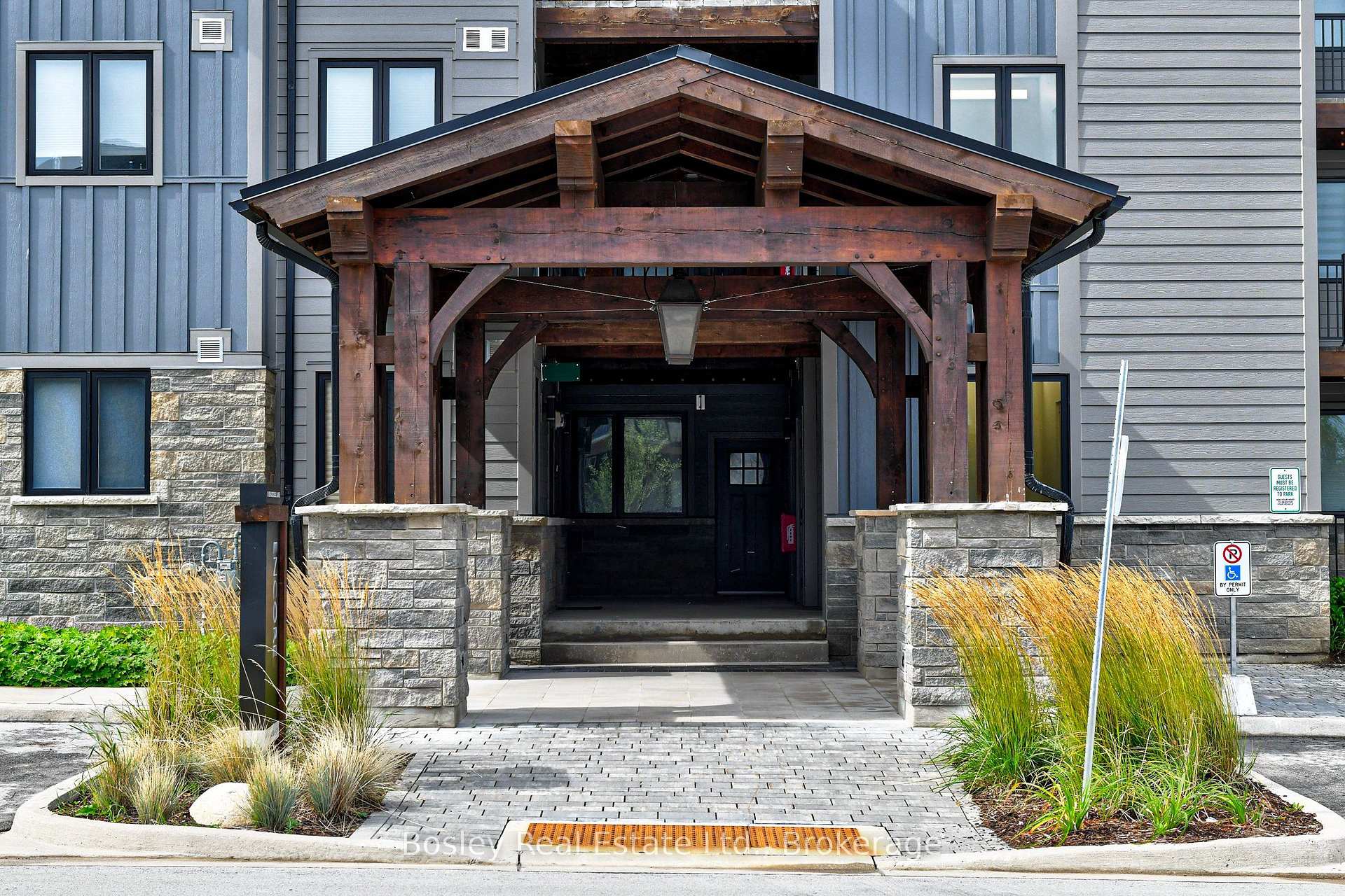 Photo 26 of Unit 102, 10 Beausoleil Lane, Blue Mountains — HOMEH