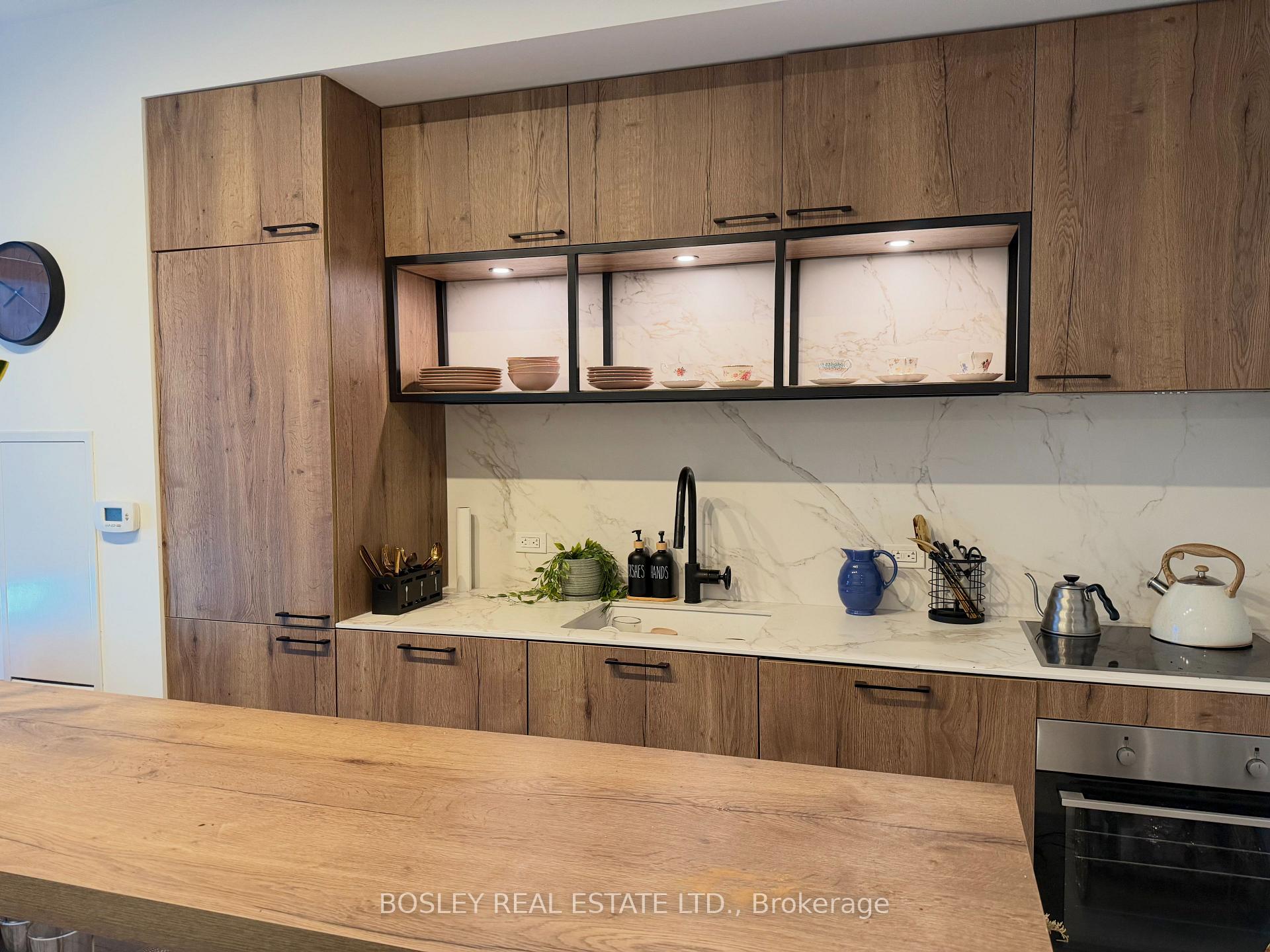 Photo 9 of Unit 708, 505 Richmond Street W, Toronto, Waterfront Communities — HOMEH