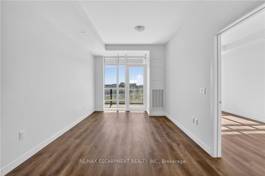 Photo 15 of Unit 606, 461 Green Road, Hamilton, Stoney Creek — HOMEH