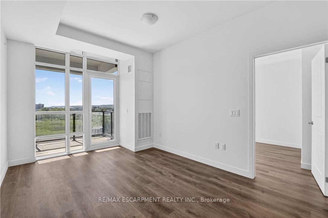 Photo 17 of Unit 606, 461 Green Road, Hamilton, Stoney Creek — HOMEH
