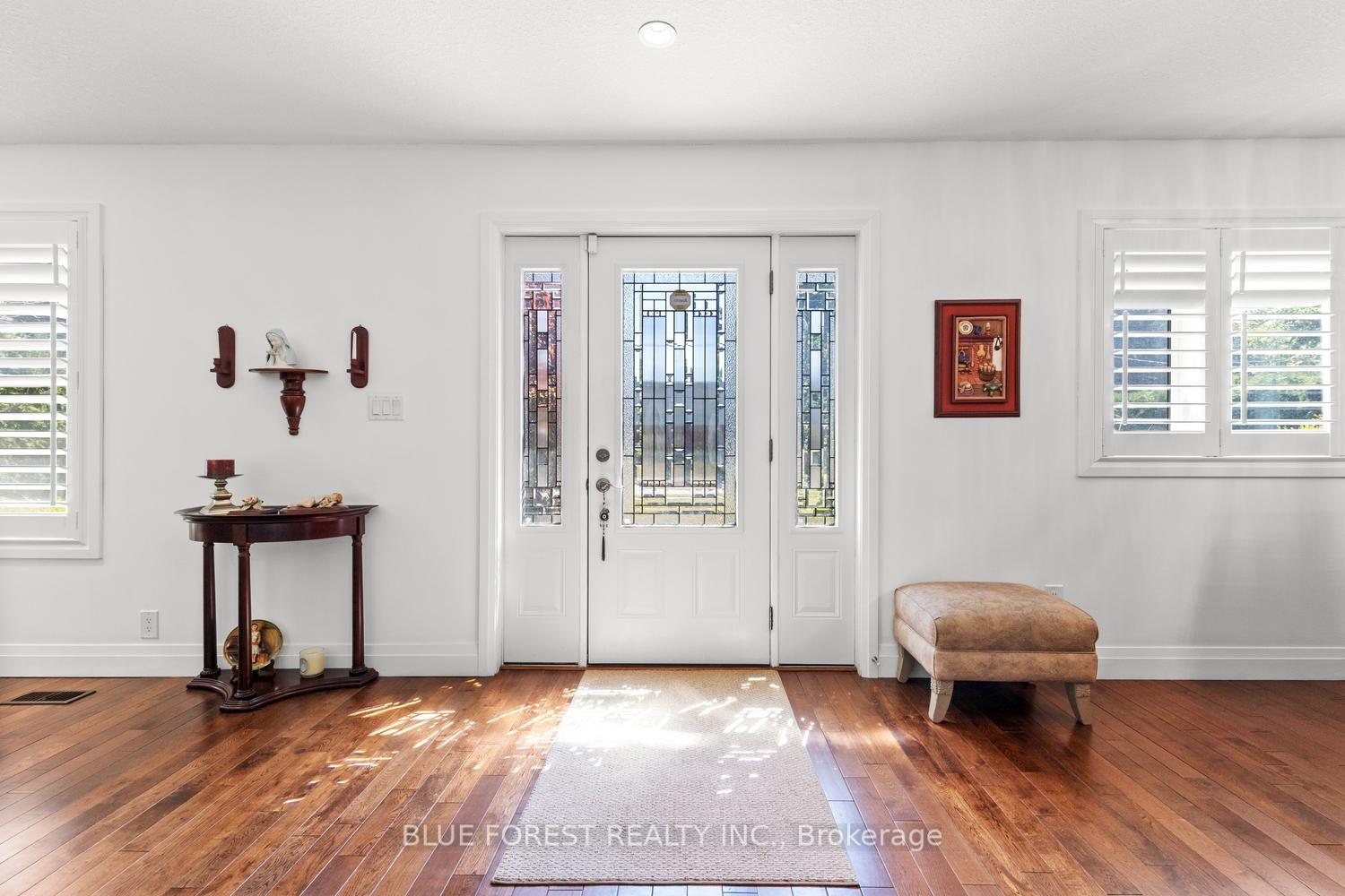 Photo 3 of 535 Gordon Avenue, London, South O — HOMEH