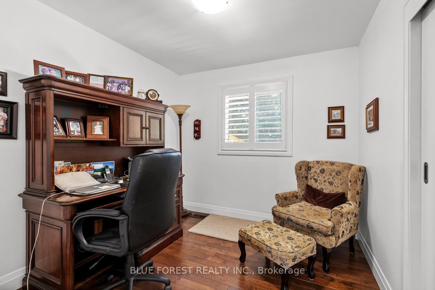 Photo 15 of 535 Gordon Avenue, London, South O — HOMEH