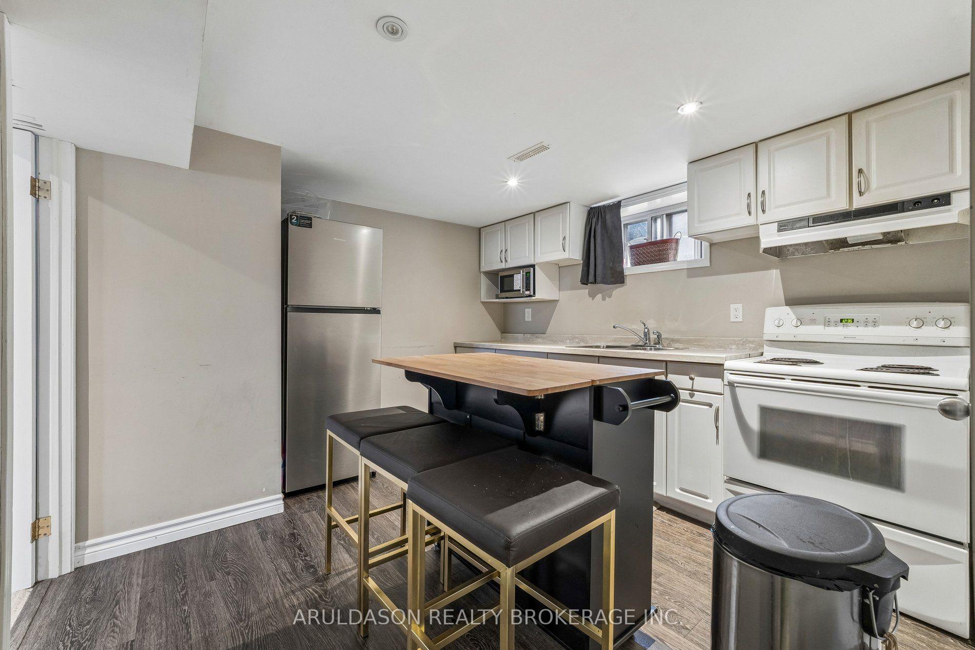 Photo 12 of 442 Colborne Street E, Oshawa, O'Neill — HOMEH