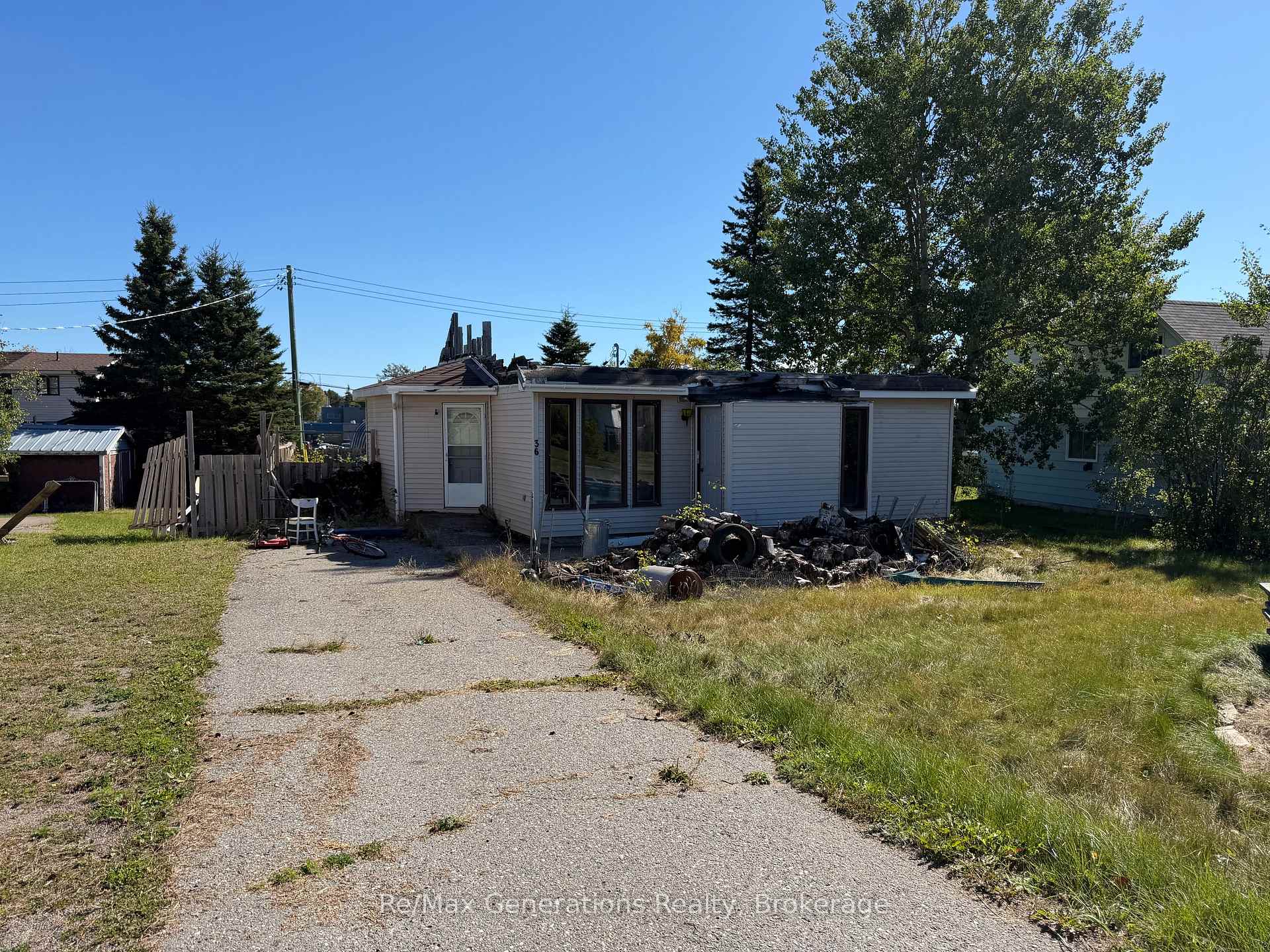Photo 1 of 36 Hudson Drive N, Terrace Bay, TB-92 — HOMEH