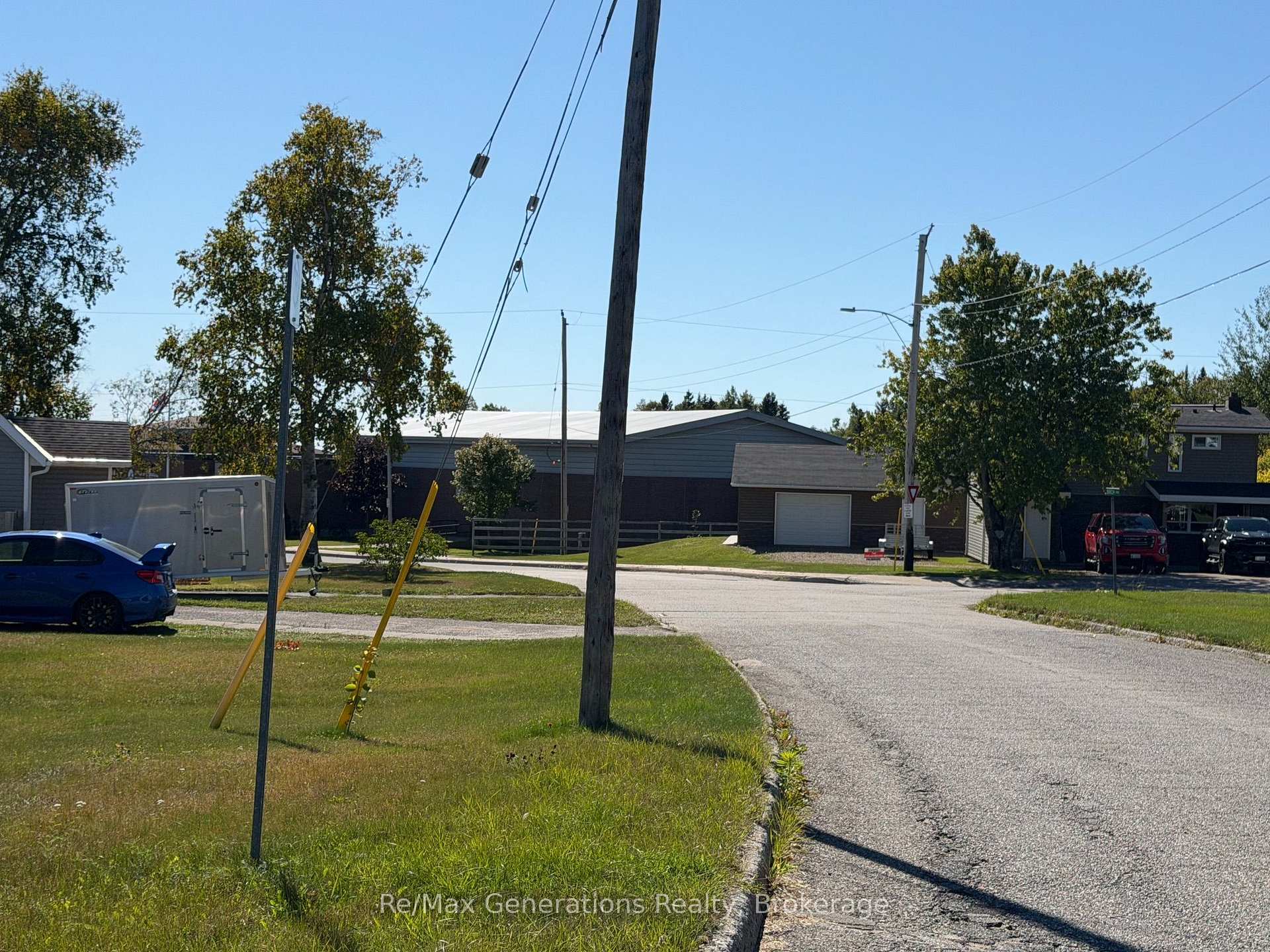Photo 8 of 36 Hudson Drive N, Terrace Bay, TB-92 — HOMEH