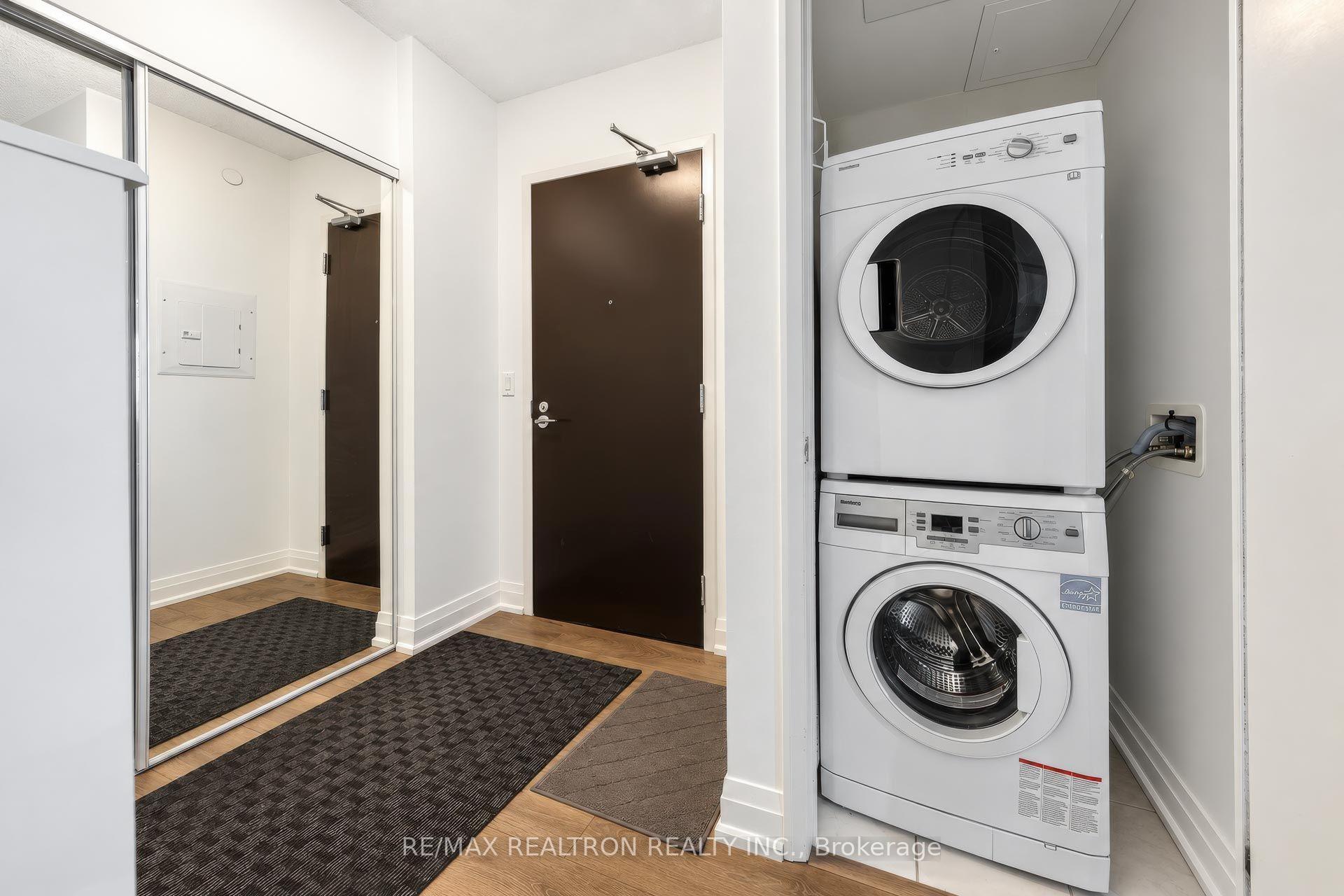 Photo 7 of Unit 1811, 9 Valhalla Inn Road, Etobicoke, Islington-City Centre West — HOMEH