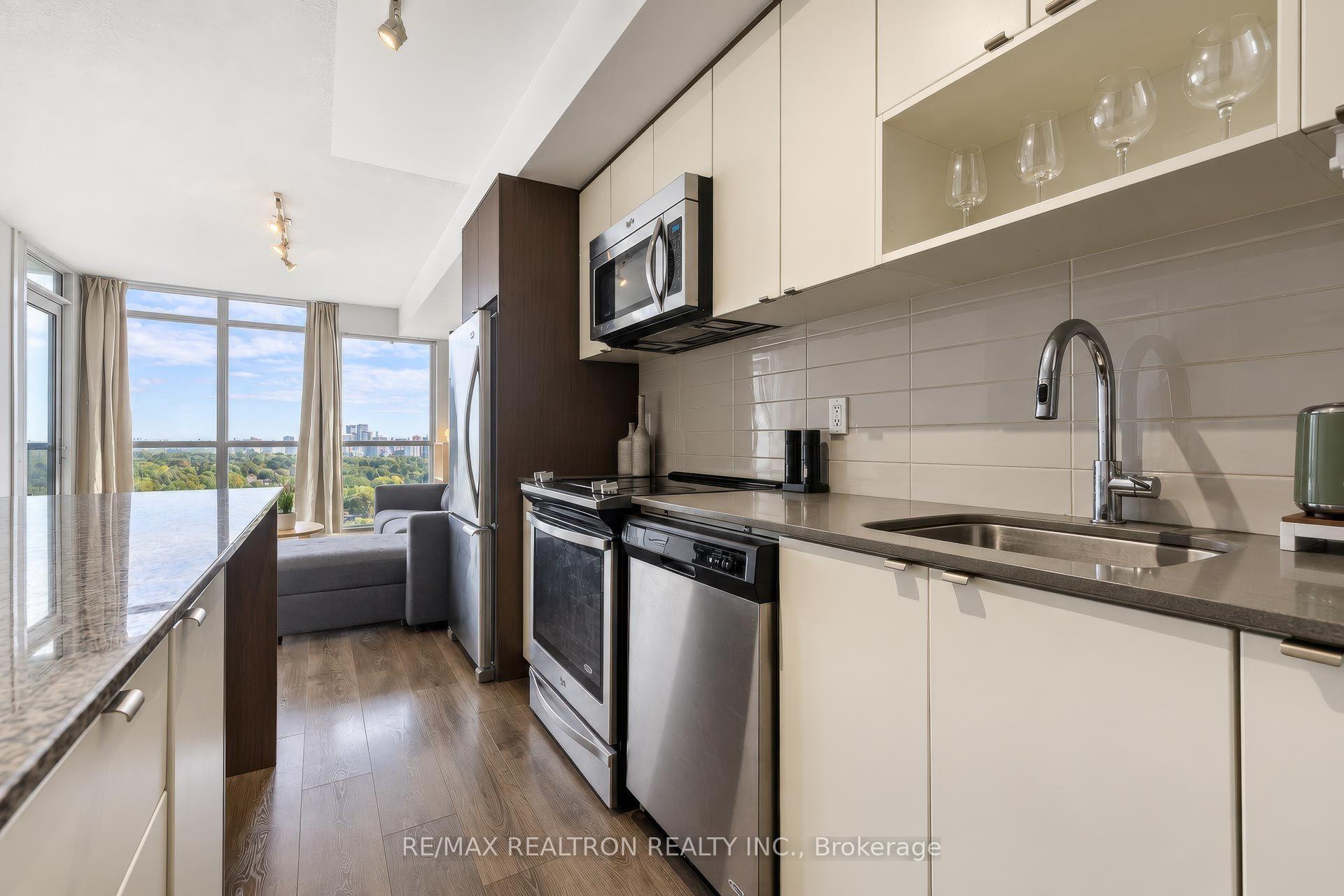 Photo 14 of Unit 1811, 9 Valhalla Inn Road, Etobicoke, Islington-City Centre West — HOMEH