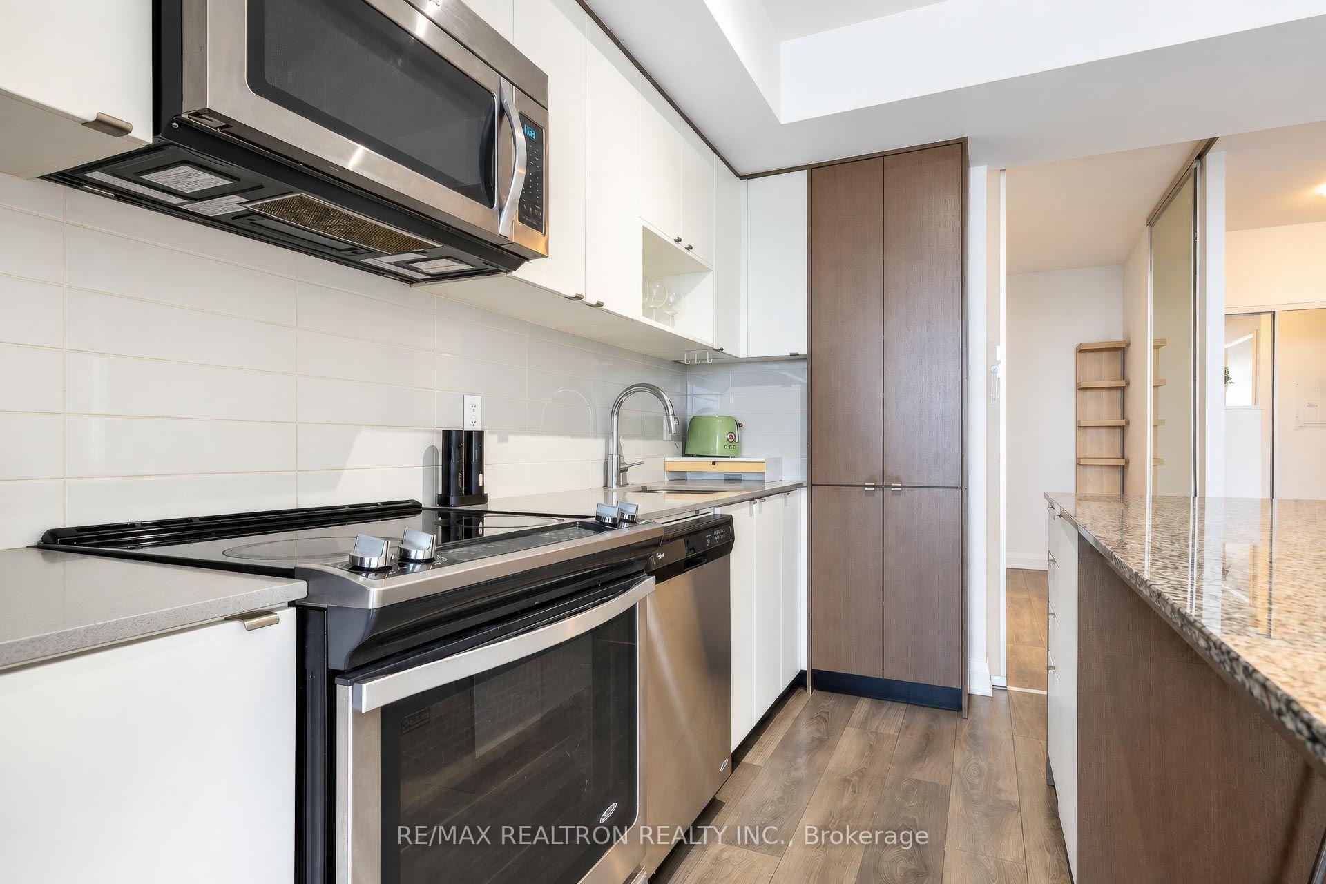 Photo 17 of Unit 1811, 9 Valhalla Inn Road, Etobicoke, Islington-City Centre West — HOMEH