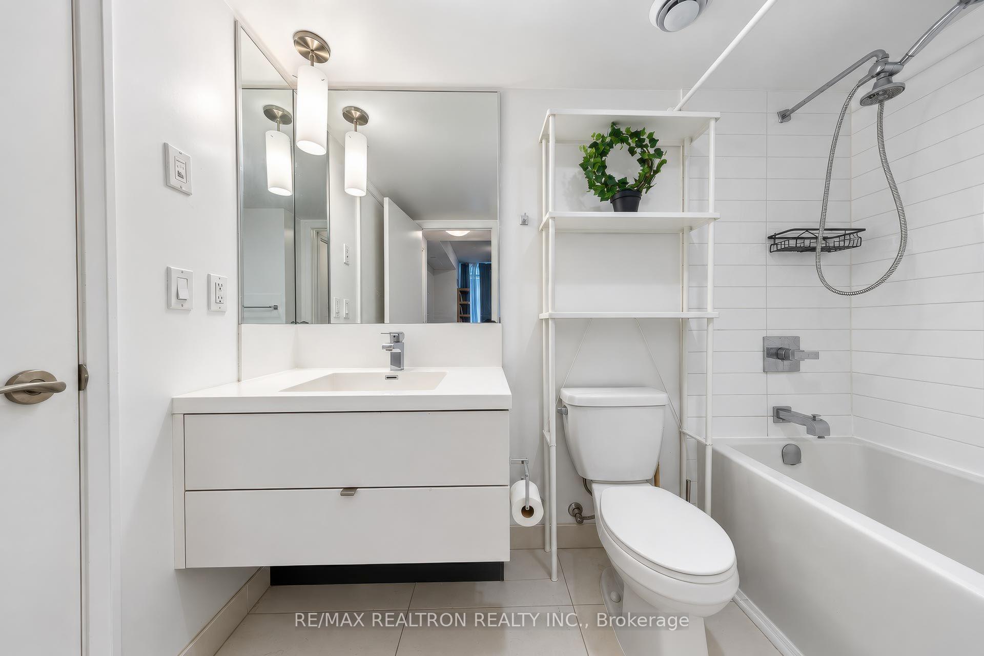Photo 31 of Unit 1811, 9 Valhalla Inn Road, Etobicoke, Islington-City Centre West — HOMEH
