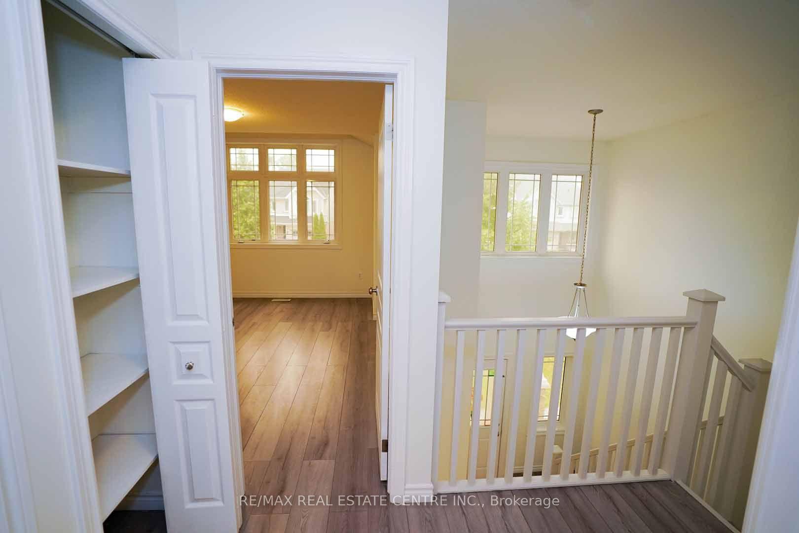 Photo 20 of 18 Heritage Drive, Guelph, Kortright East — HOMEH