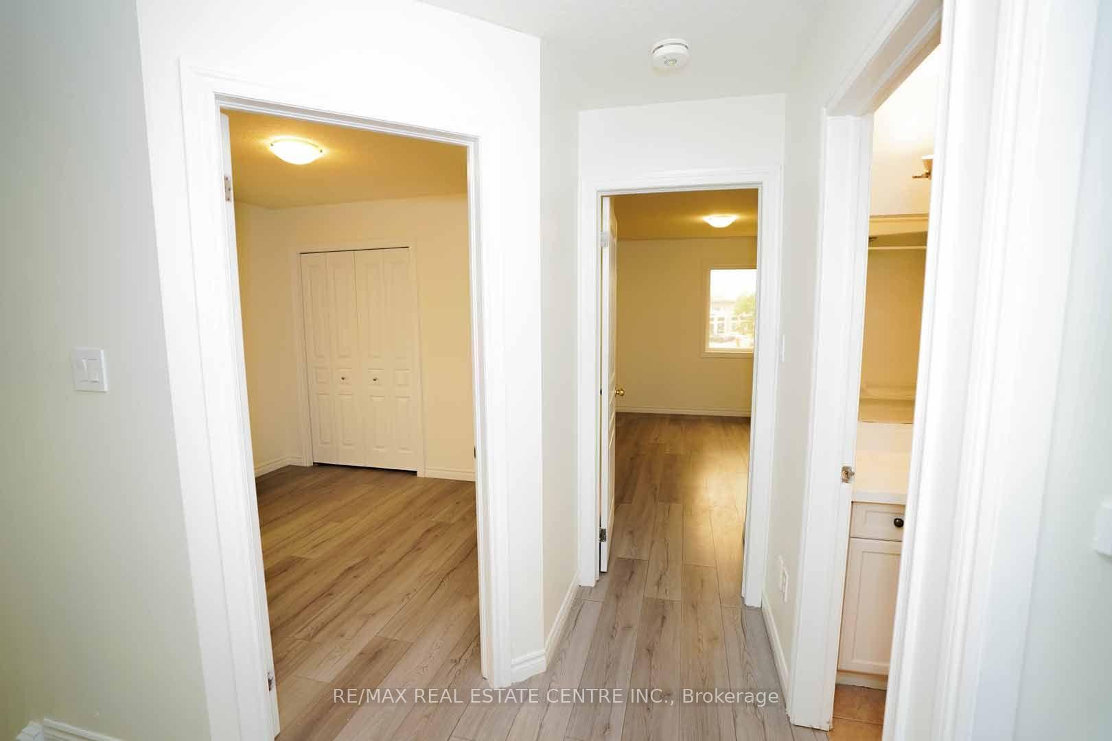 Photo 24 of 18 Heritage Drive, Guelph, Kortright East — HOMEH