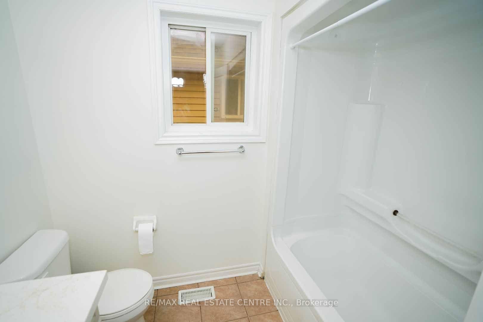 Photo 27 of 18 Heritage Drive, Guelph, Kortright East — HOMEH
