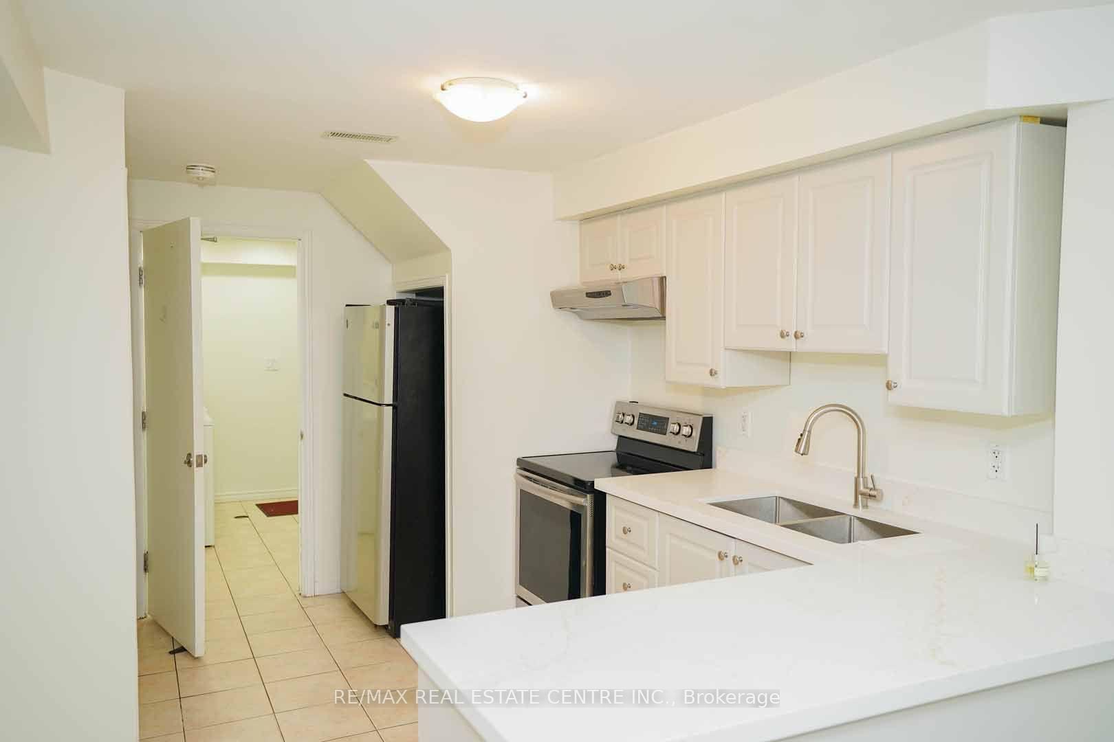 Photo 46 of 18 Heritage Drive, Guelph, Kortright East — HOMEH