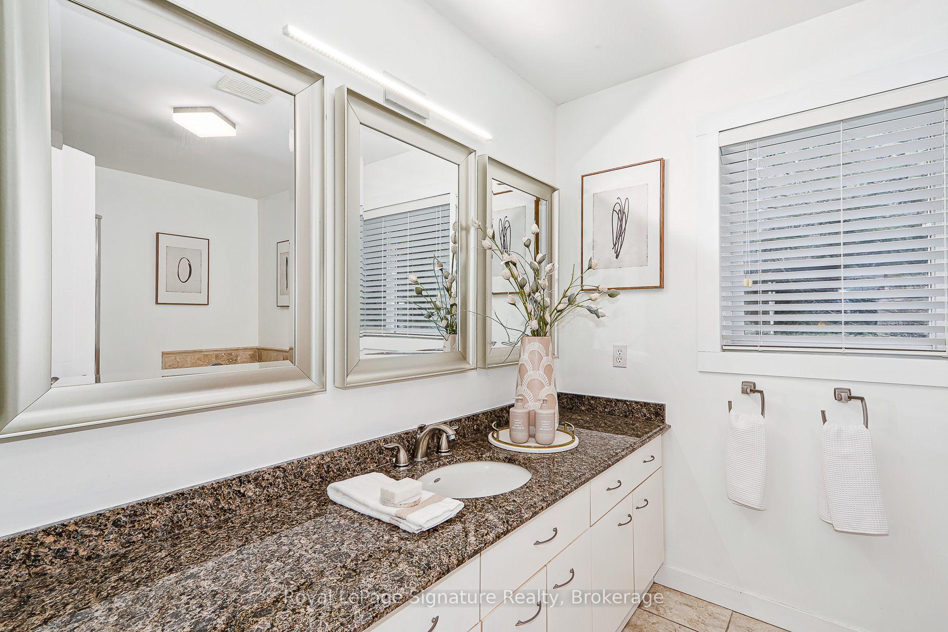 Photo 15 of 40 51ST Street N, Wasaga Beach — HOMEH