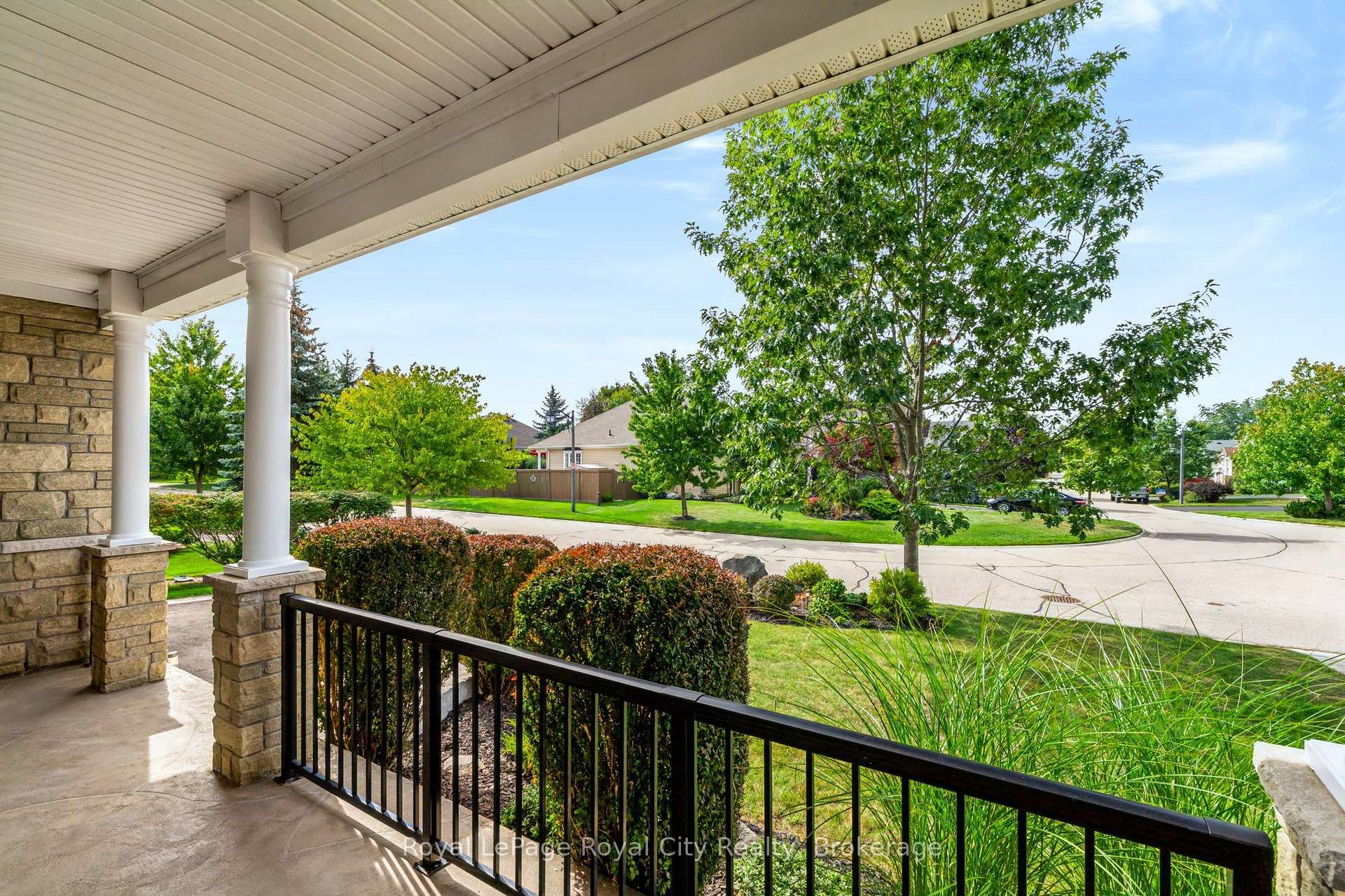 Photo 5 of 142 Milne Place, Guelph/Eramosa, Rockwood — HOMEH
