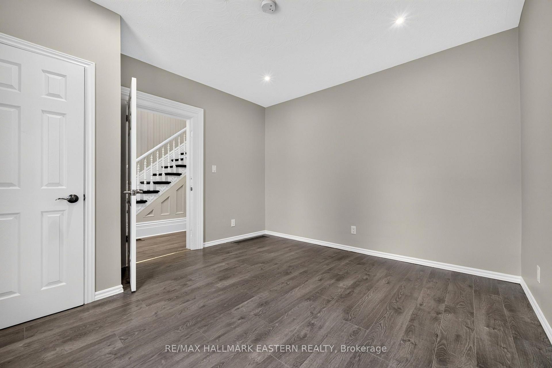 Photo 12 of 625 Union Street, Peterborough, Town Ward 3 — HOMEH