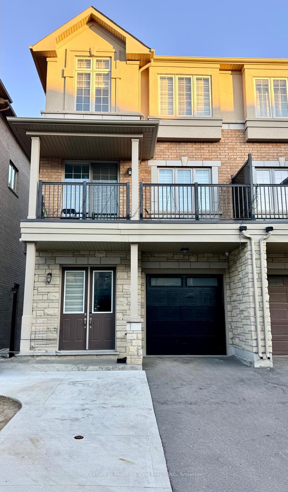 Photo 1 of Unit Main/Upper, 31 Hashmi Place, Brampton, Credit Valley — HOMEH