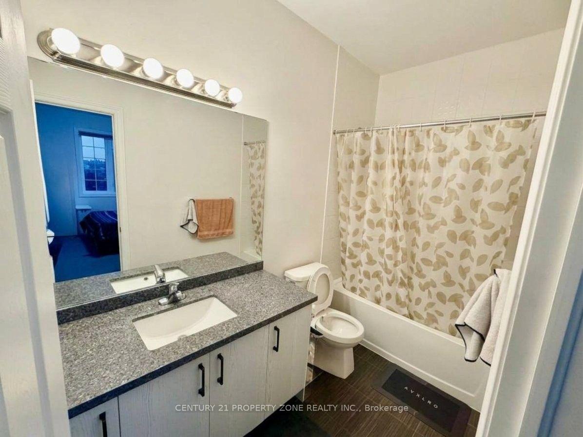 Photo 14 of Unit Main/Upper, 31 Hashmi Place, Brampton, Credit Valley — HOMEH