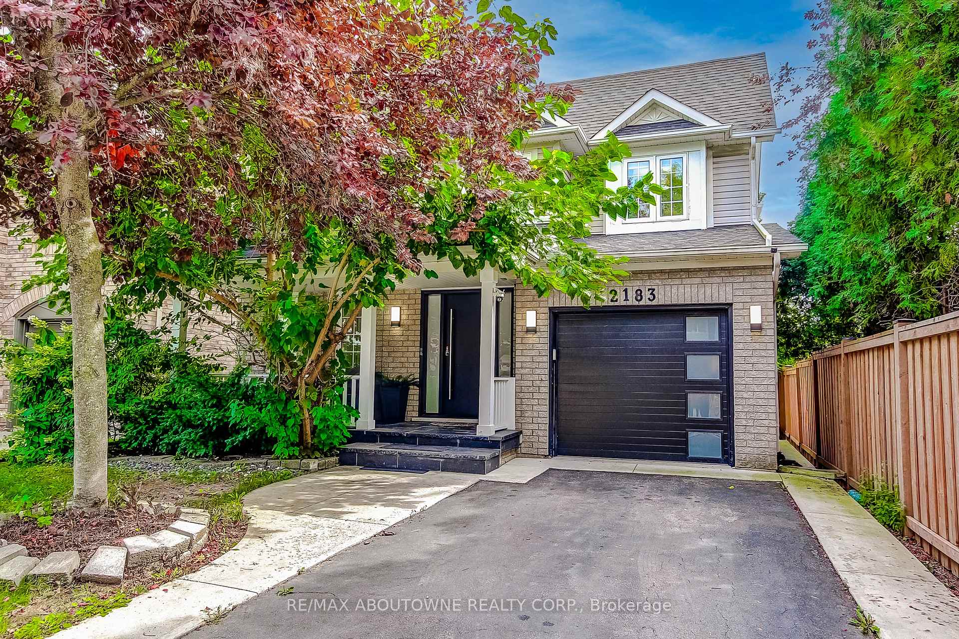 Photo 1 of 2183 Birchleaf Lane, Burlington, Orchard — HOMEH