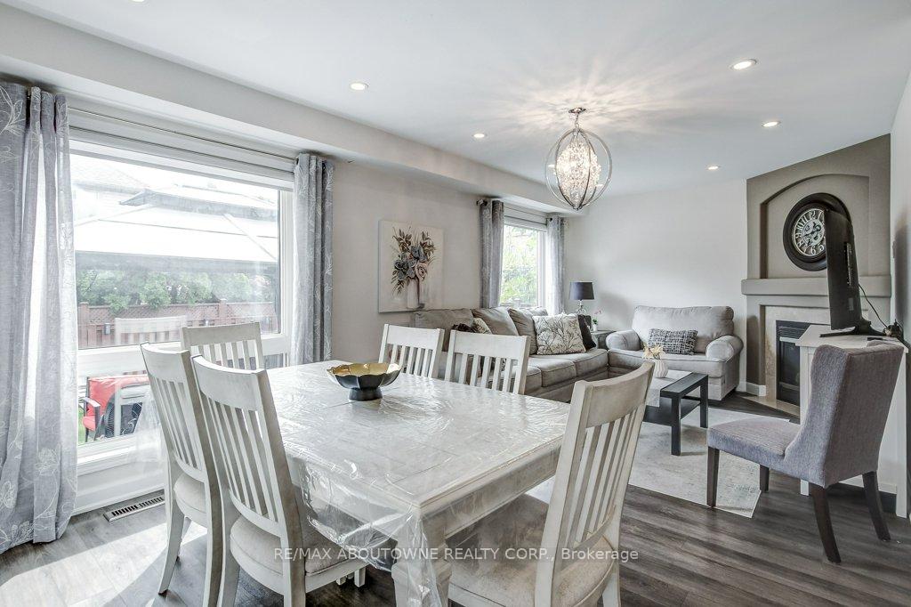 Photo 13 of 2183 Birchleaf Lane, Burlington, Orchard — HOMEH