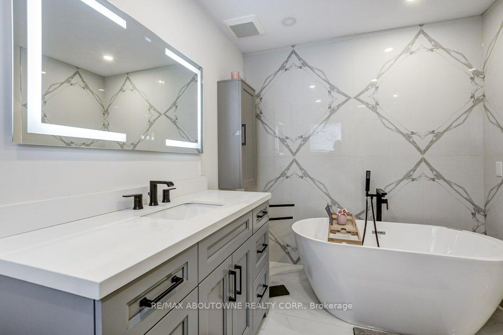 Photo 29 of 2183 Birchleaf Lane, Burlington, Orchard — HOMEH