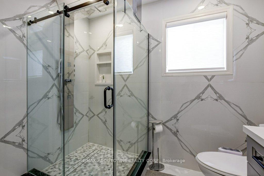 Photo 31 of 2183 Birchleaf Lane, Burlington, Orchard — HOMEH