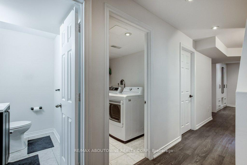 Photo 32 of 2183 Birchleaf Lane, Burlington, Orchard — HOMEH