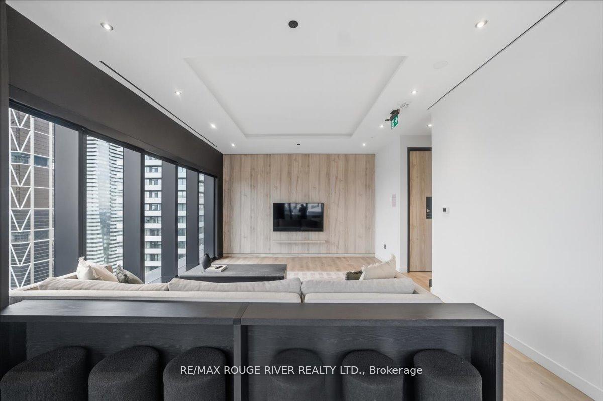 Photo 31 of Unit 3808, 55 Charles Street E, Toronto, Church-Yonge Corridor — HOMEH