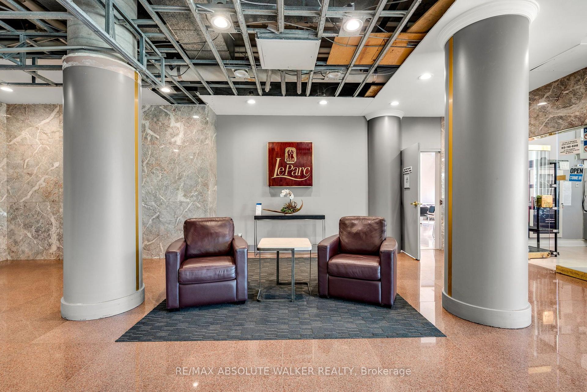 Photo 3 of Unit 608, 545 St Laurent Boulevard, Ottawa, Viscount Alexander Park — HOMEH
