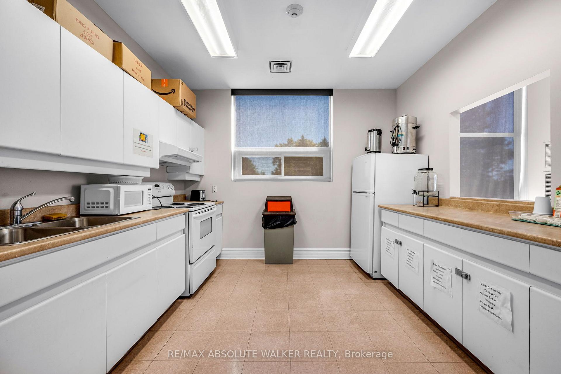 Photo 10 of Unit 608, 545 St Laurent Boulevard, Ottawa, Viscount Alexander Park — HOMEH