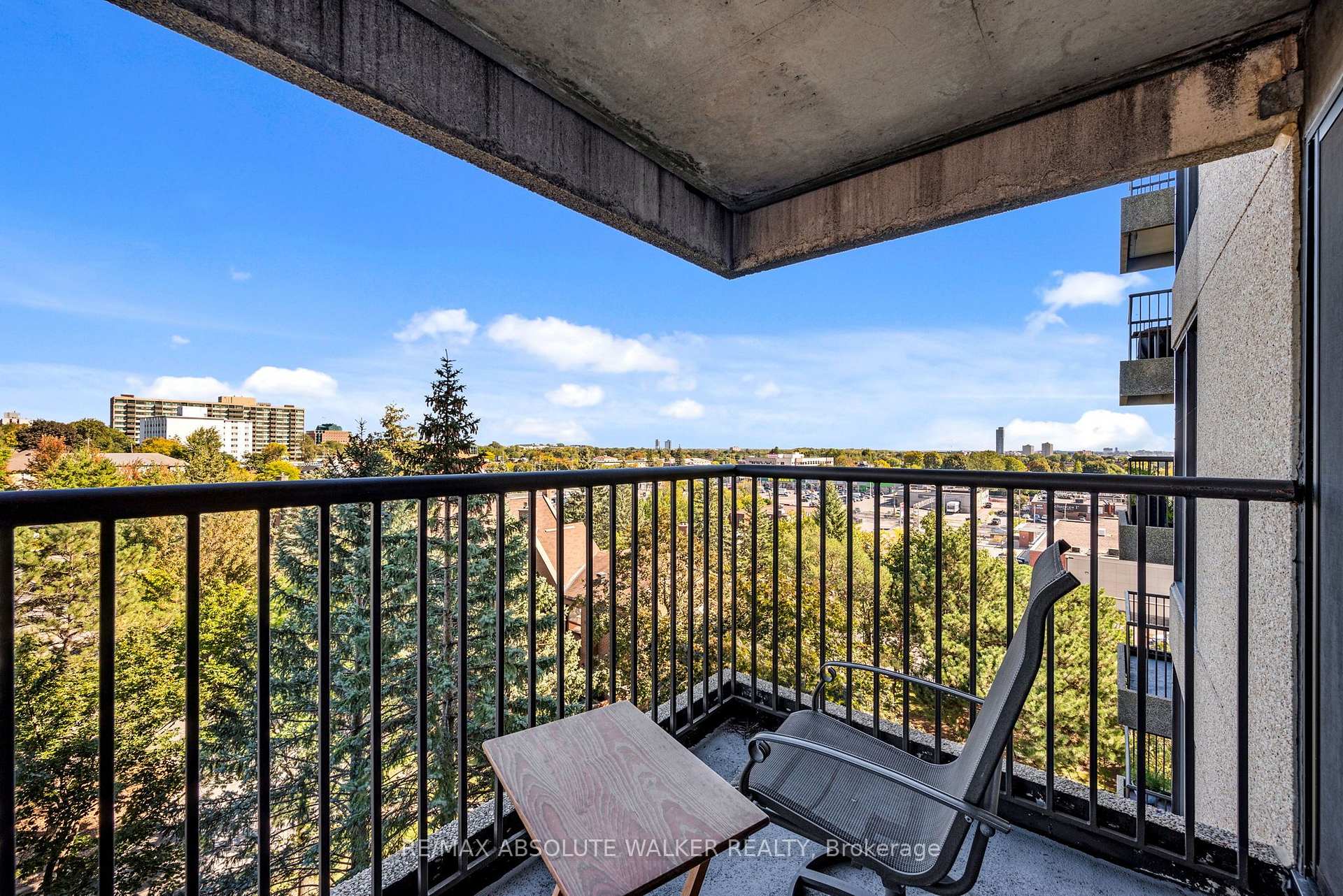 Photo 14 of Unit 608, 545 St Laurent Boulevard, Ottawa, Viscount Alexander Park — HOMEH