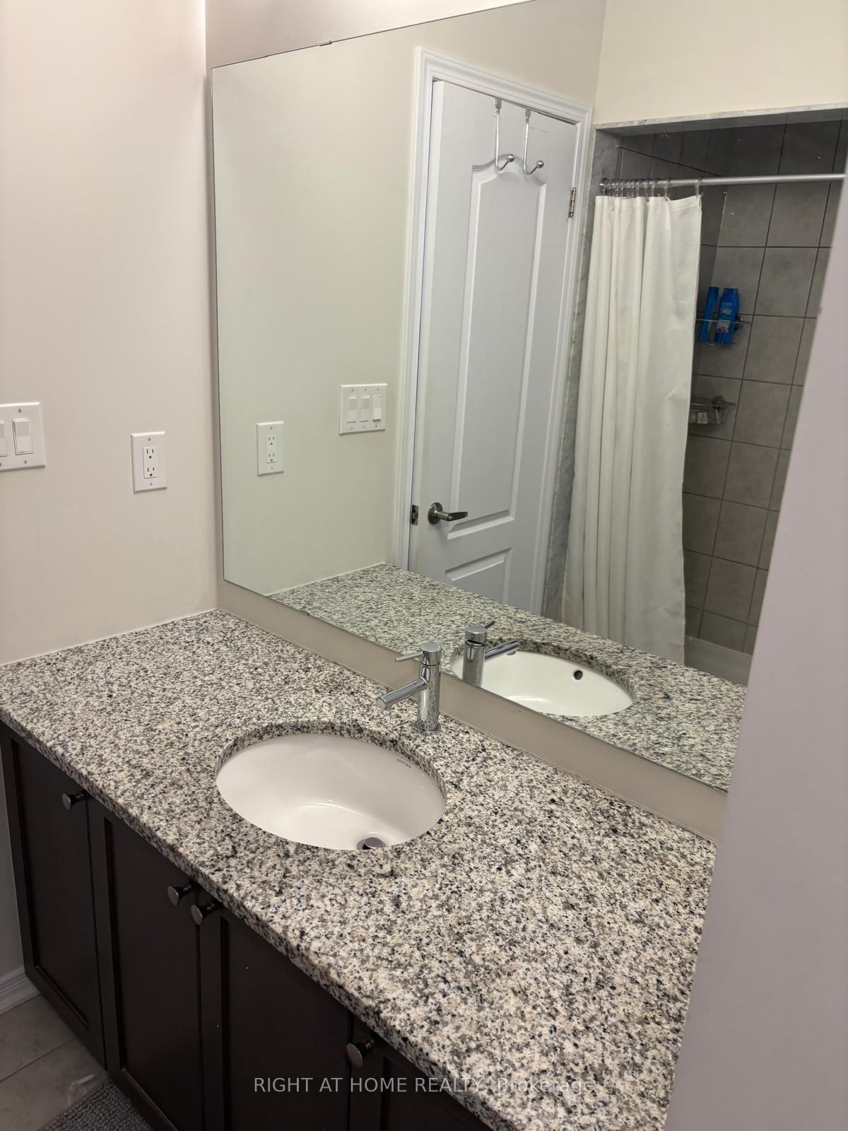 Photo 20 of 4 Cactus Crescent, Hamilton, Stoney Creek — HOMEH