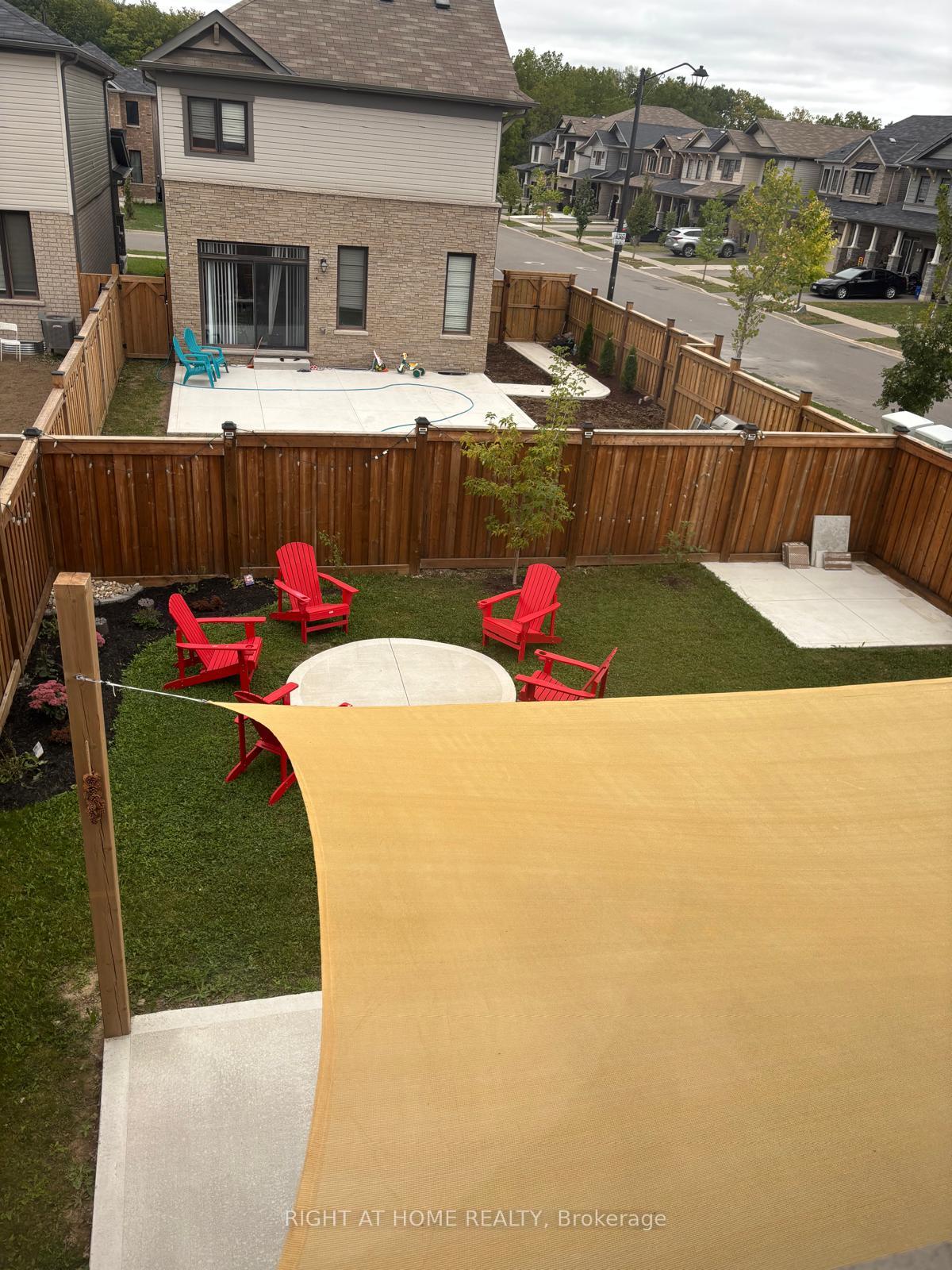 Photo 25 of 4 Cactus Crescent, Hamilton, Stoney Creek — HOMEH