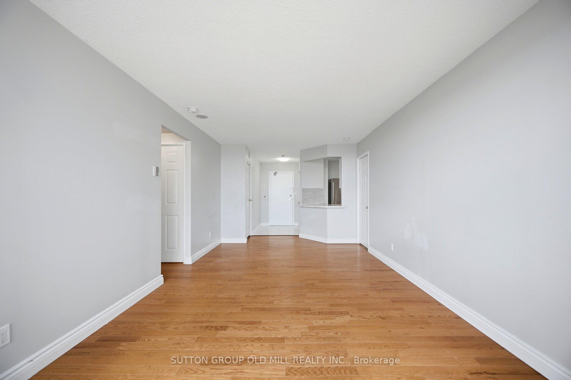 Photo 16 of Unit 1812, 3605 Kariya Drive, Mississauga, City Centre — HOMEH