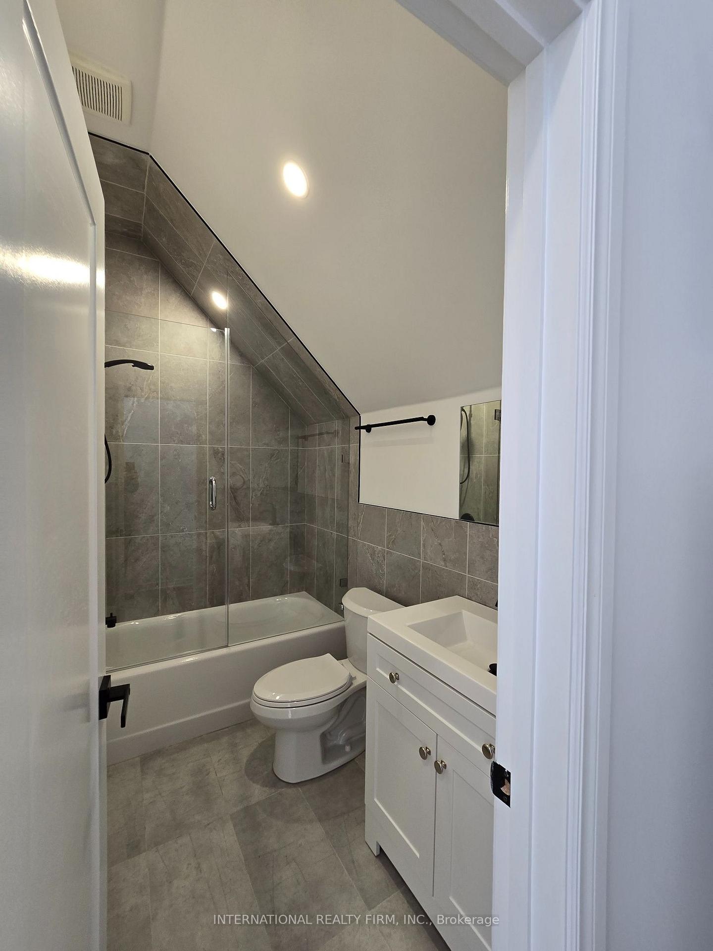 Photo 16 of Unit 8R, 8 Watt Avenue, Toronto, Keelesdale-Eglinton West — HOMEH