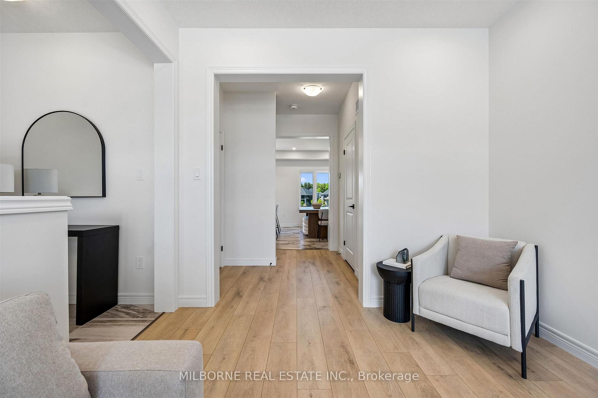 Photo 14 of 23 Arabella Drive, Guelph, Kortright East — HOMEH