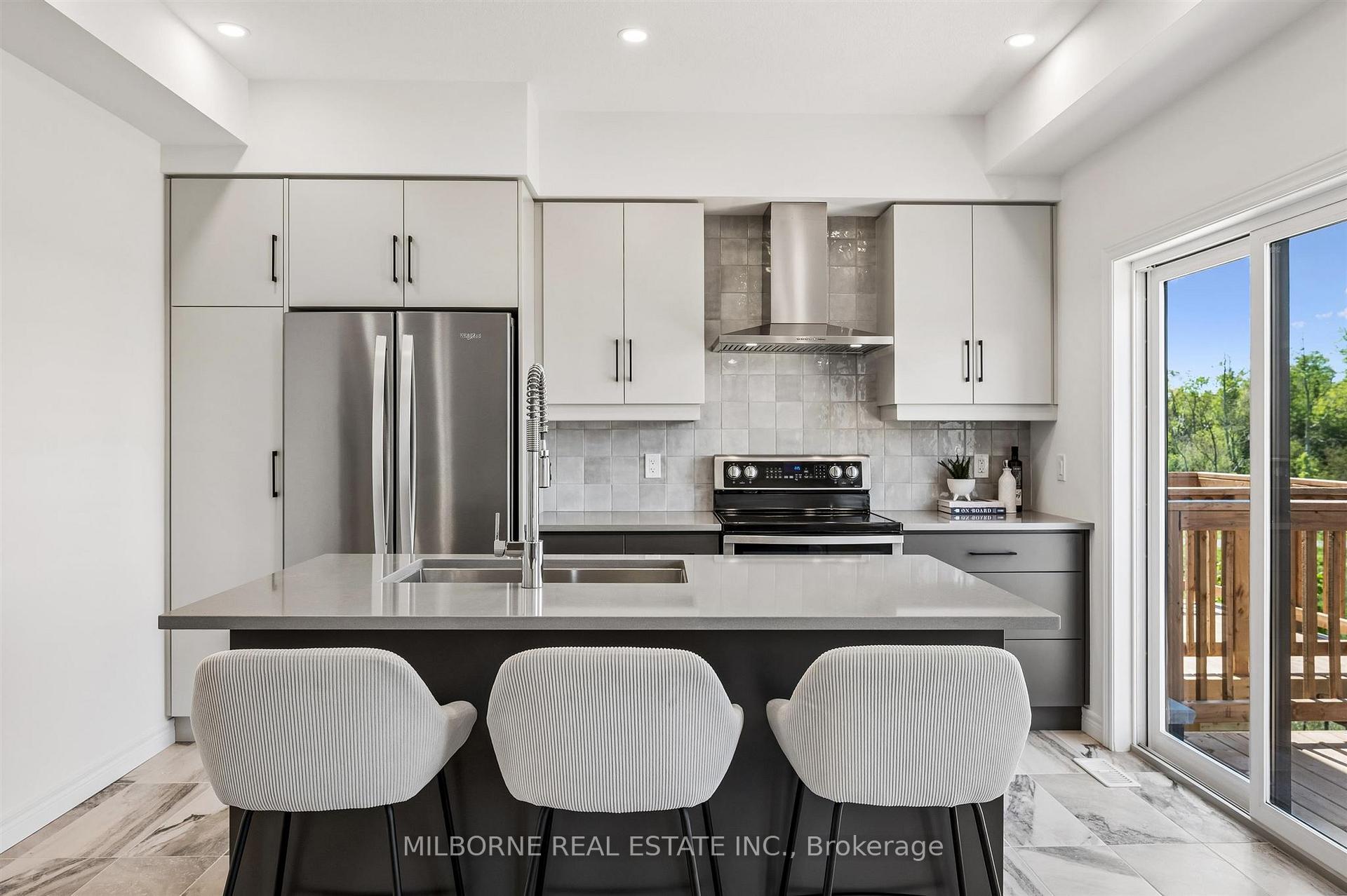 Photo 18 of 23 Arabella Drive, Guelph, Kortright East — HOMEH