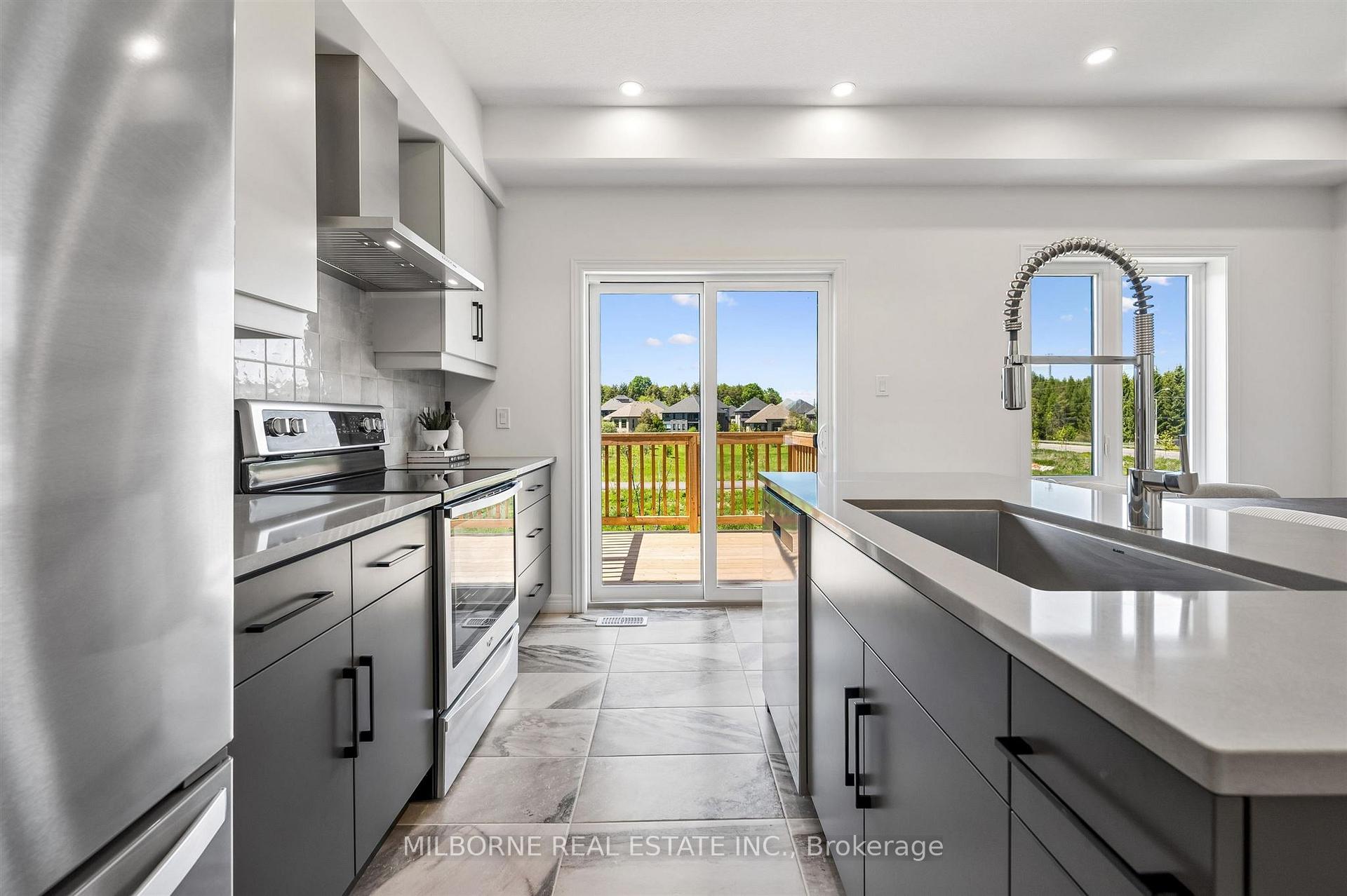 Photo 19 of 23 Arabella Drive, Guelph, Kortright East — HOMEH