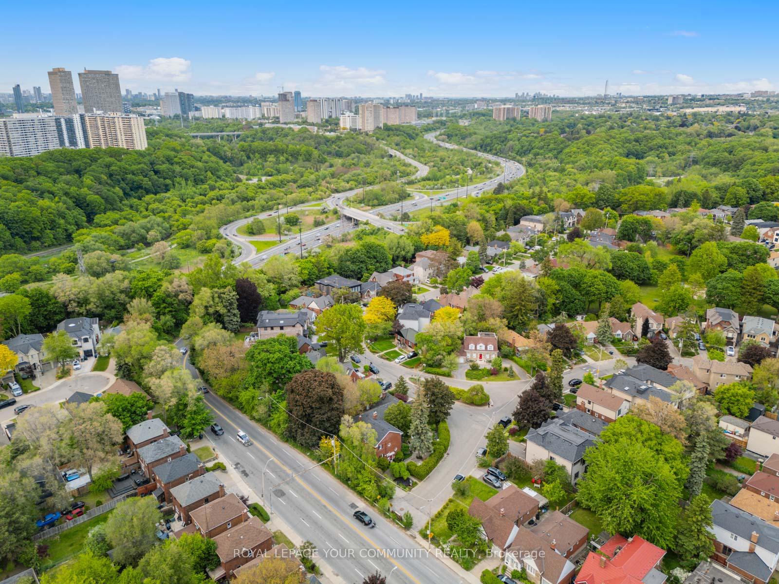 Photo 39 of 2 Four Oaks Gate, Toronto, East York — HOMEH
