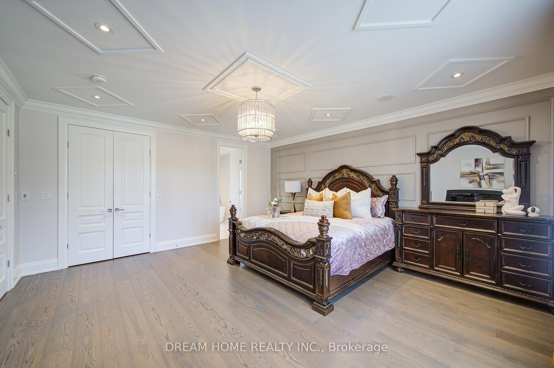 Photo 32 of 476 Tennyson Drive, Oakville, West — HOMEH