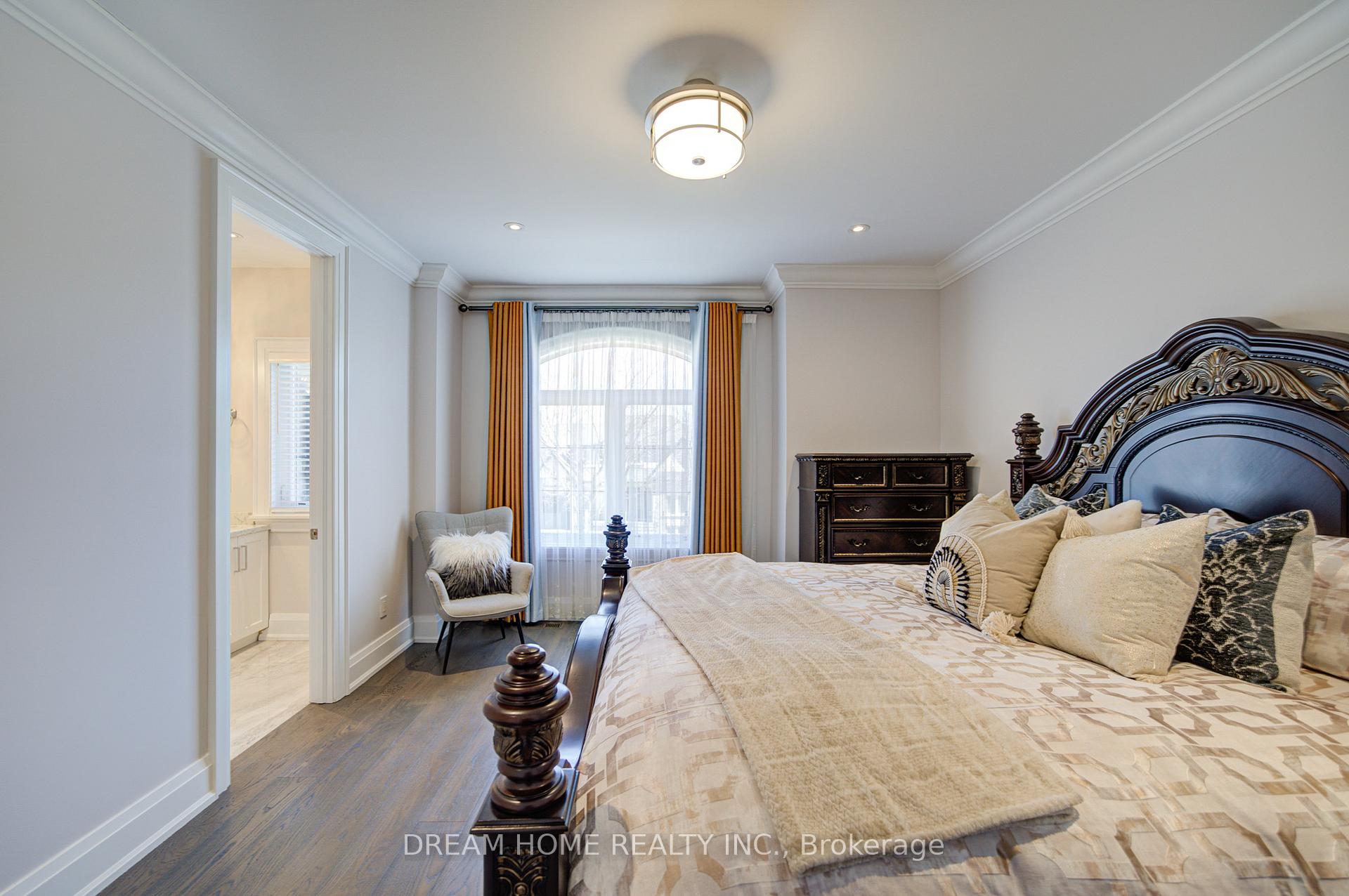 Photo 35 of 476 Tennyson Drive, Oakville, West — HOMEH